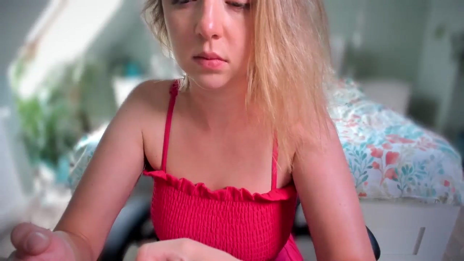 Gallery image thumbnail from AliceSmiley's myfreecams stream on, 08/30/2024, 11:11 image 13 of 20