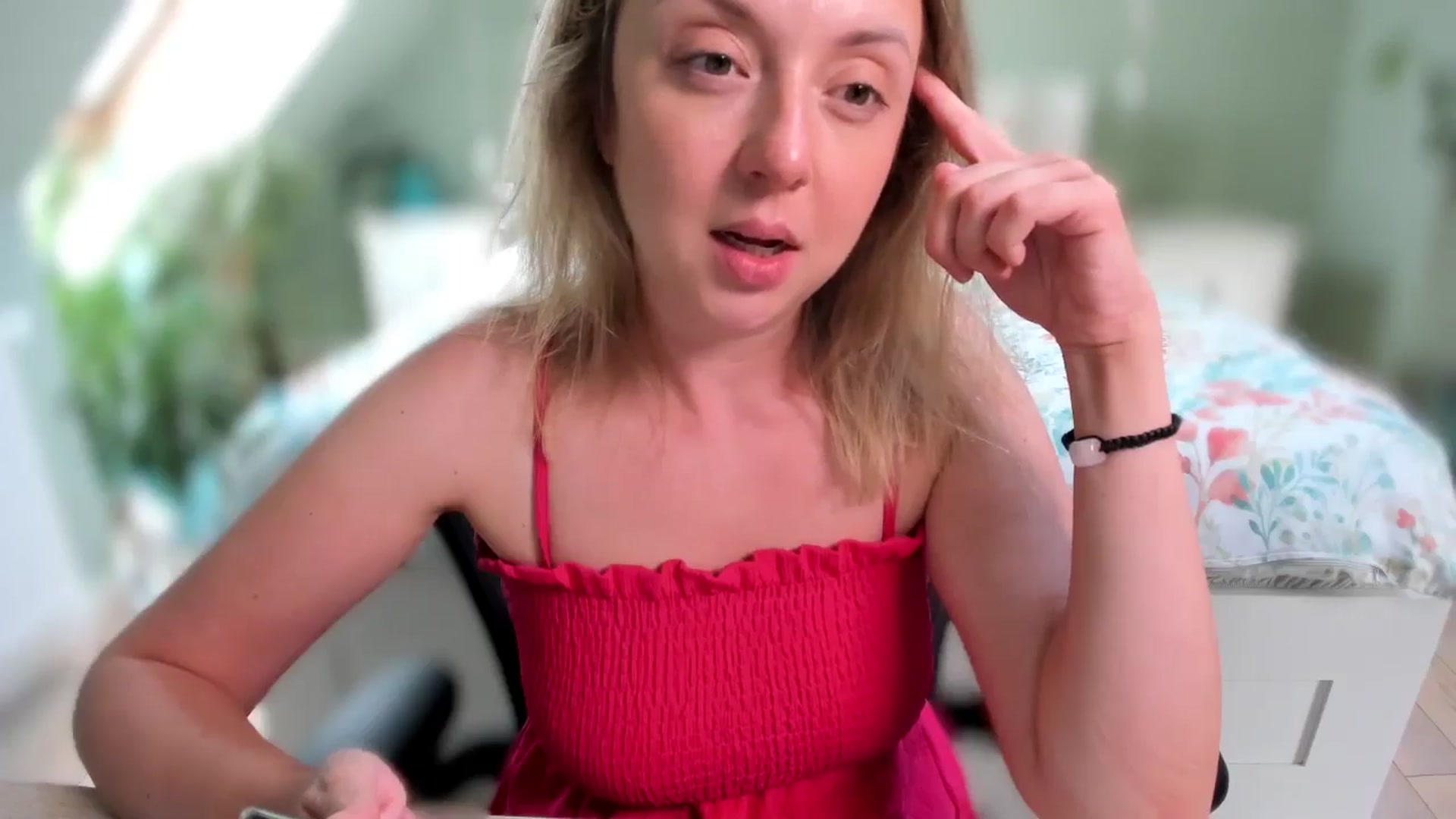Gallery image thumbnail from AliceSmiley's myfreecams stream on, 08/30/2024, 12:10 image 17 of 20