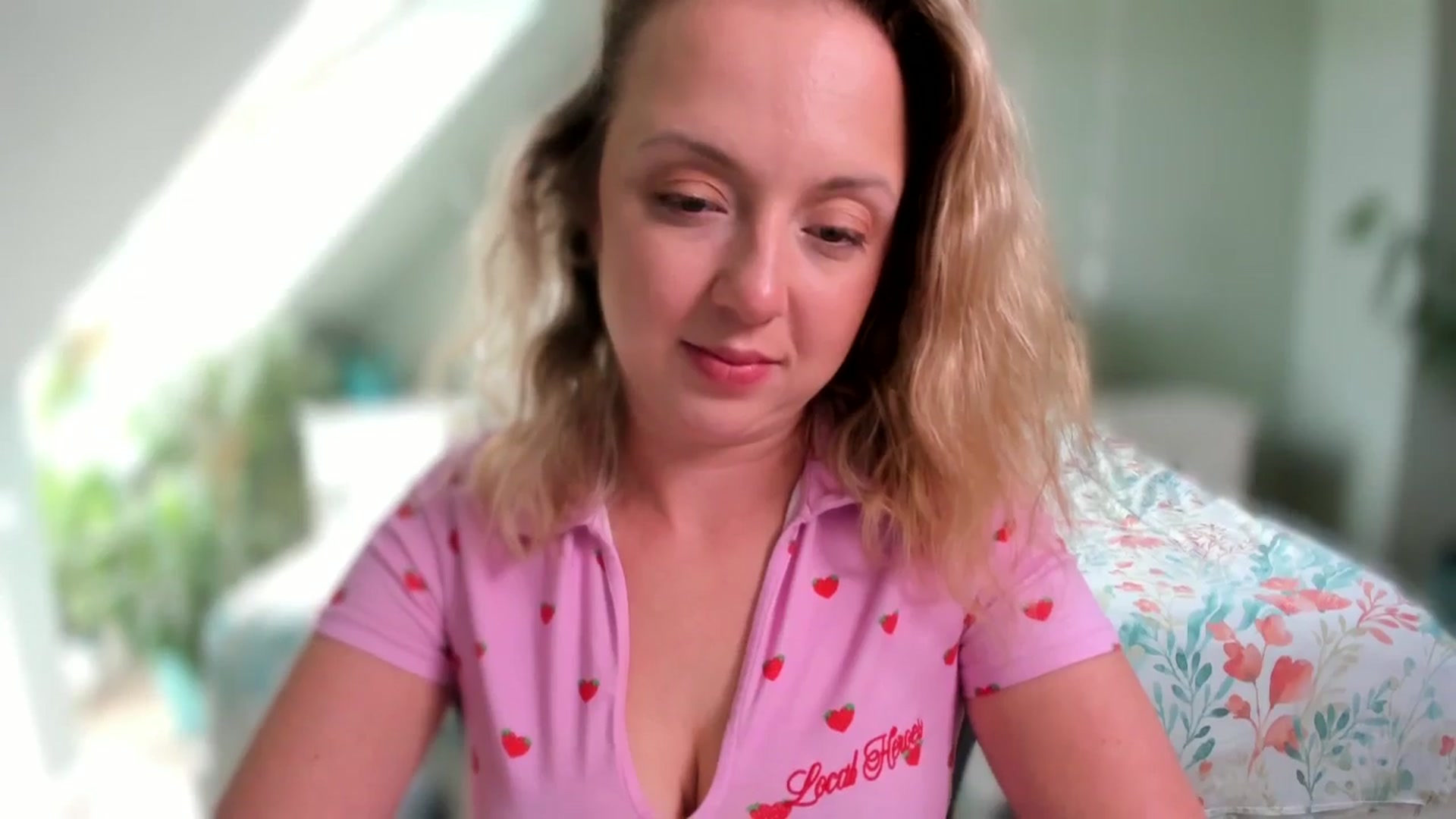 Gallery image thumbnail from AliceSmiley's myfreecams stream on, 09/26/2024, 10:10 image 2 of 20
