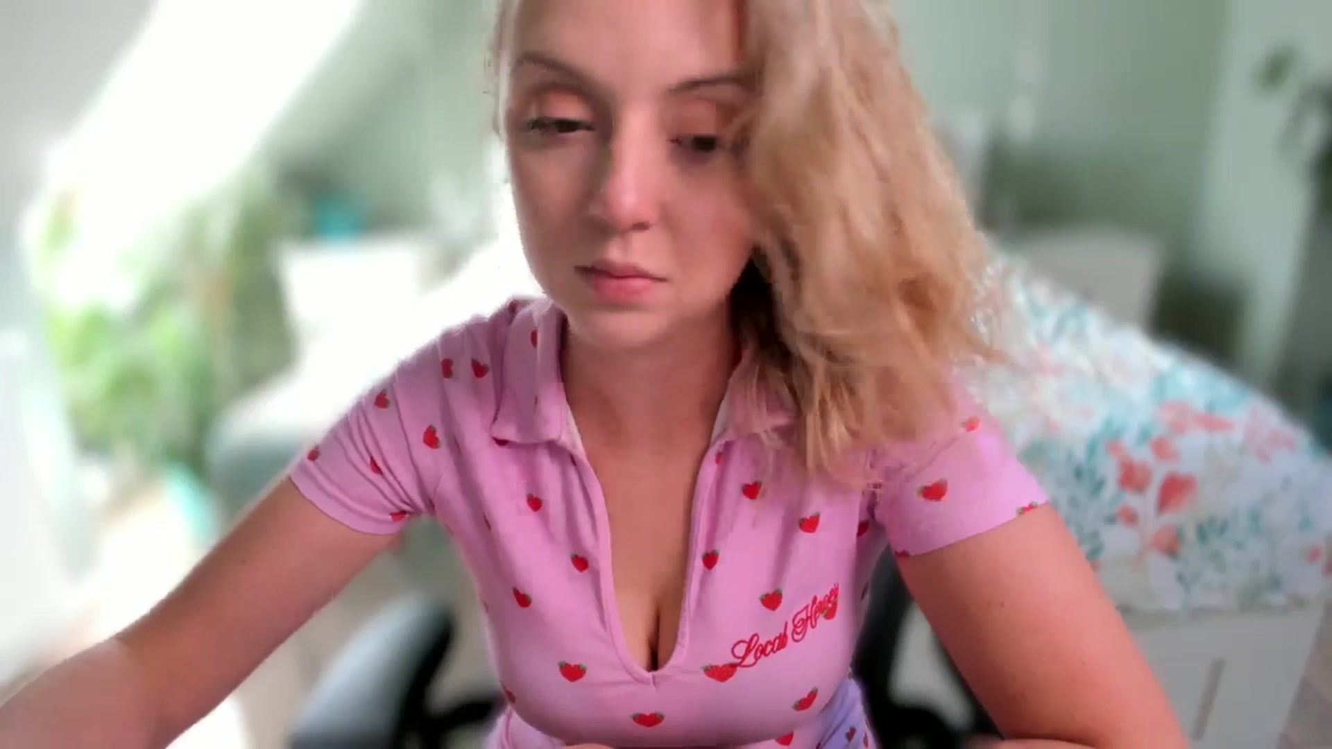 Gallery image thumbnail from AliceSmiley's myfreecams stream on, 09/26/2024, 10:40 image 20 of 20