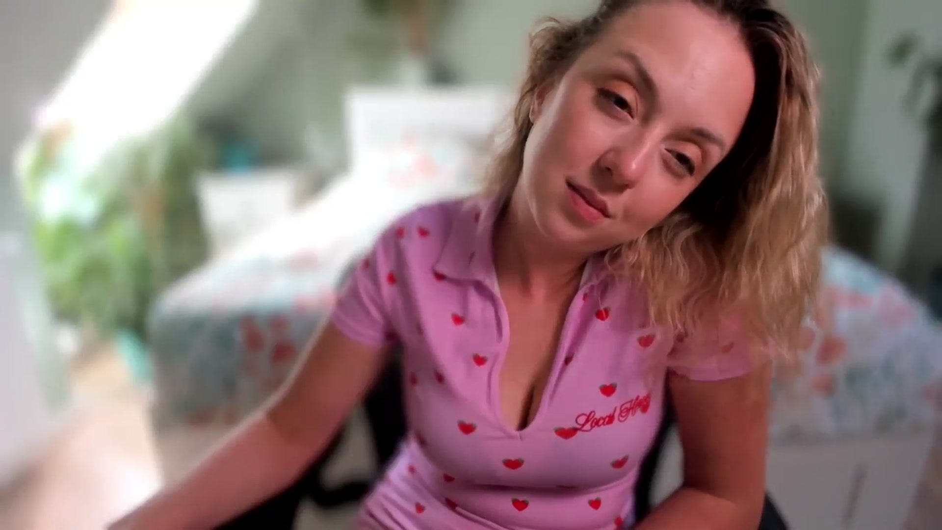 Gallery image thumbnail from AliceSmiley's myfreecams stream on, 09/26/2024, 10:40 image 18 of 20