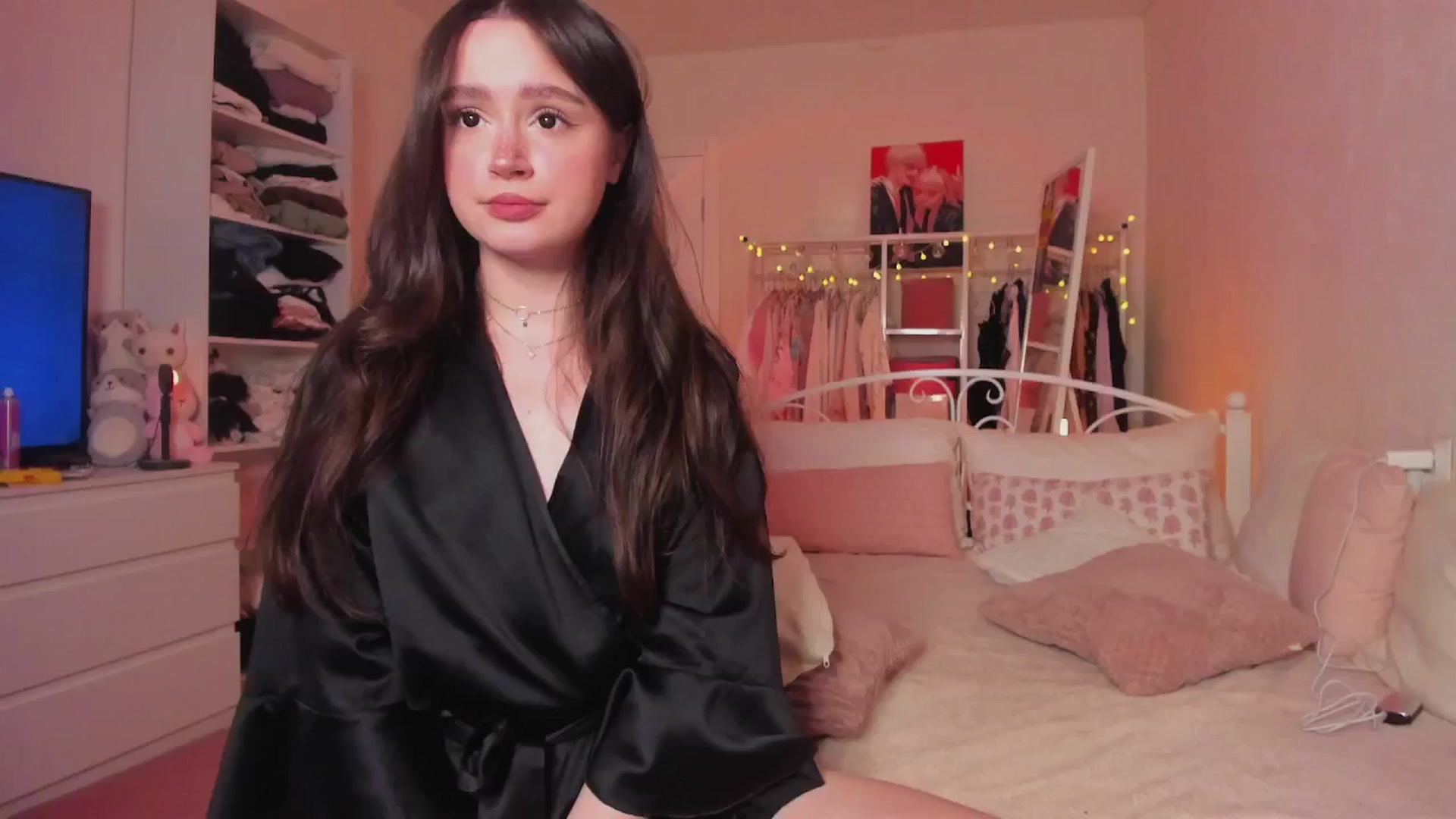 Gallery image thumbnail from AliceXsweeT's myfreecams stream on, 01/23/2025, 16:13 image 19 of 20