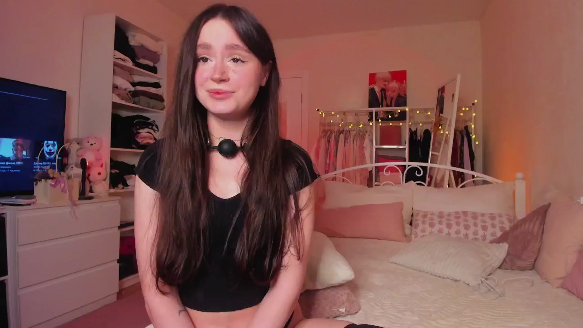 Gallery image thumbnail from AliceXsweeT's myfreecams stream on, 02/09/2025, 16:57 image 16 of 20