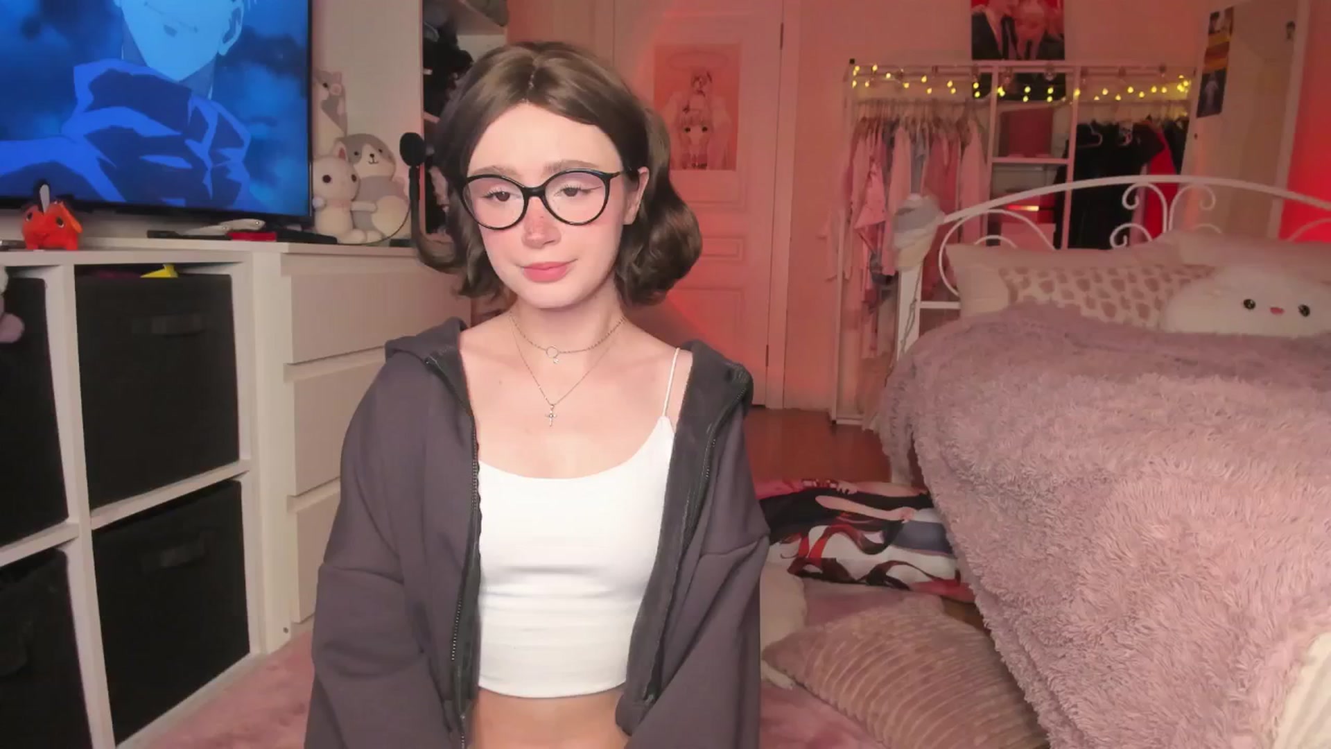 Gallery image thumbnail from AliceXsweeT's myfreecams stream on, 03/21/2025, 17:37 image 3 of 20