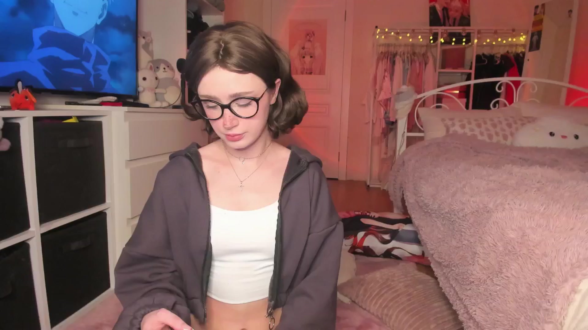 Gallery image thumbnail from AliceXsweeT's myfreecams stream on, 03/21/2025, 17:37 image 2 of 20