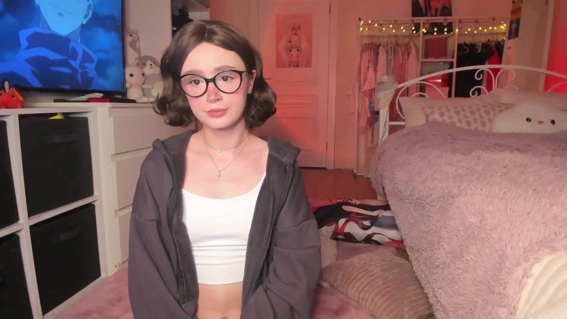 Gallery image thumbnail from AliceXsweeT's myfreecams stream on, 03/21/2025, 17:37 image 5 of 20