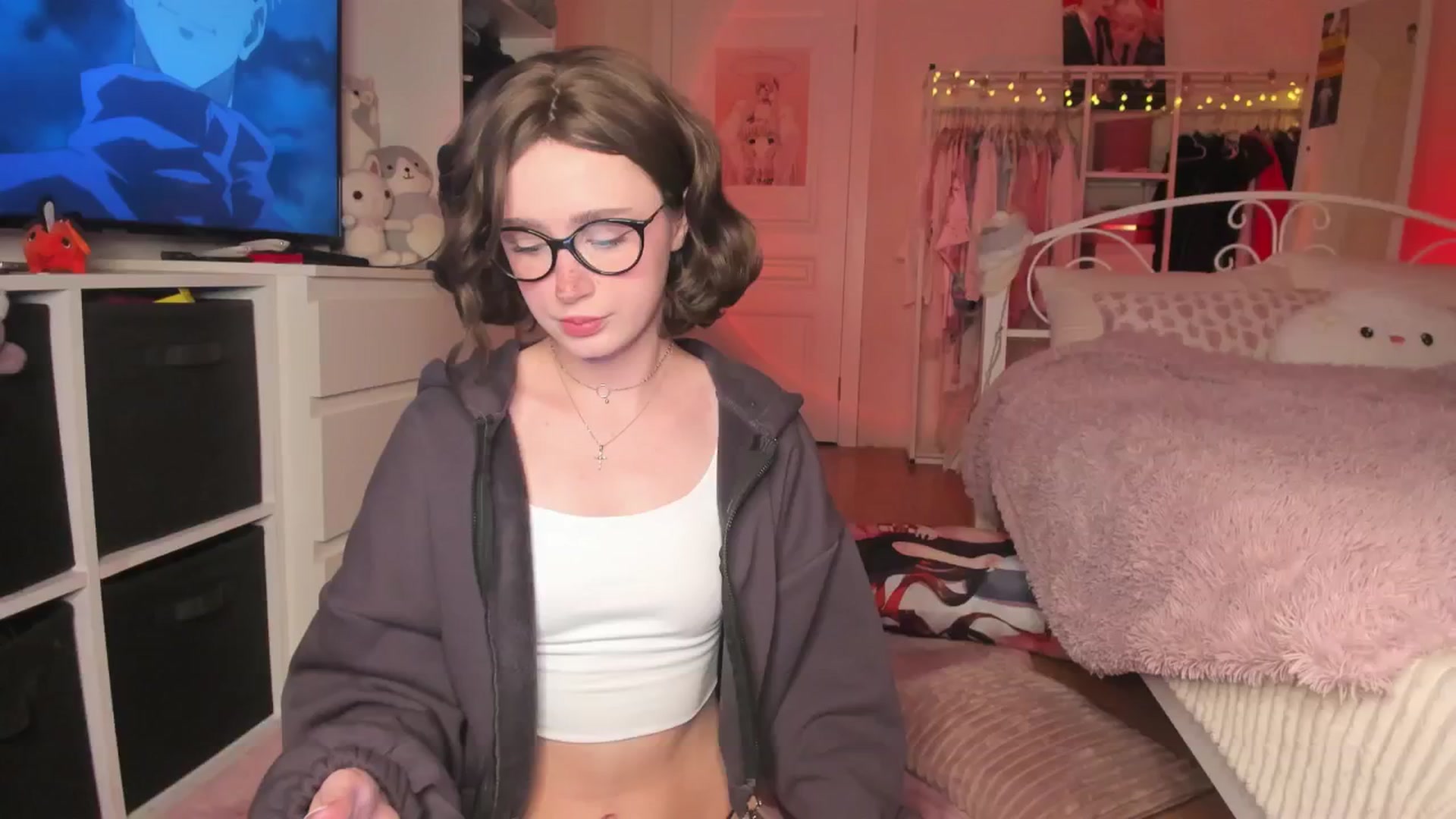 Gallery image thumbnail from AliceXsweeT's myfreecams stream on, 03/21/2025, 17:37 image 1 of 20