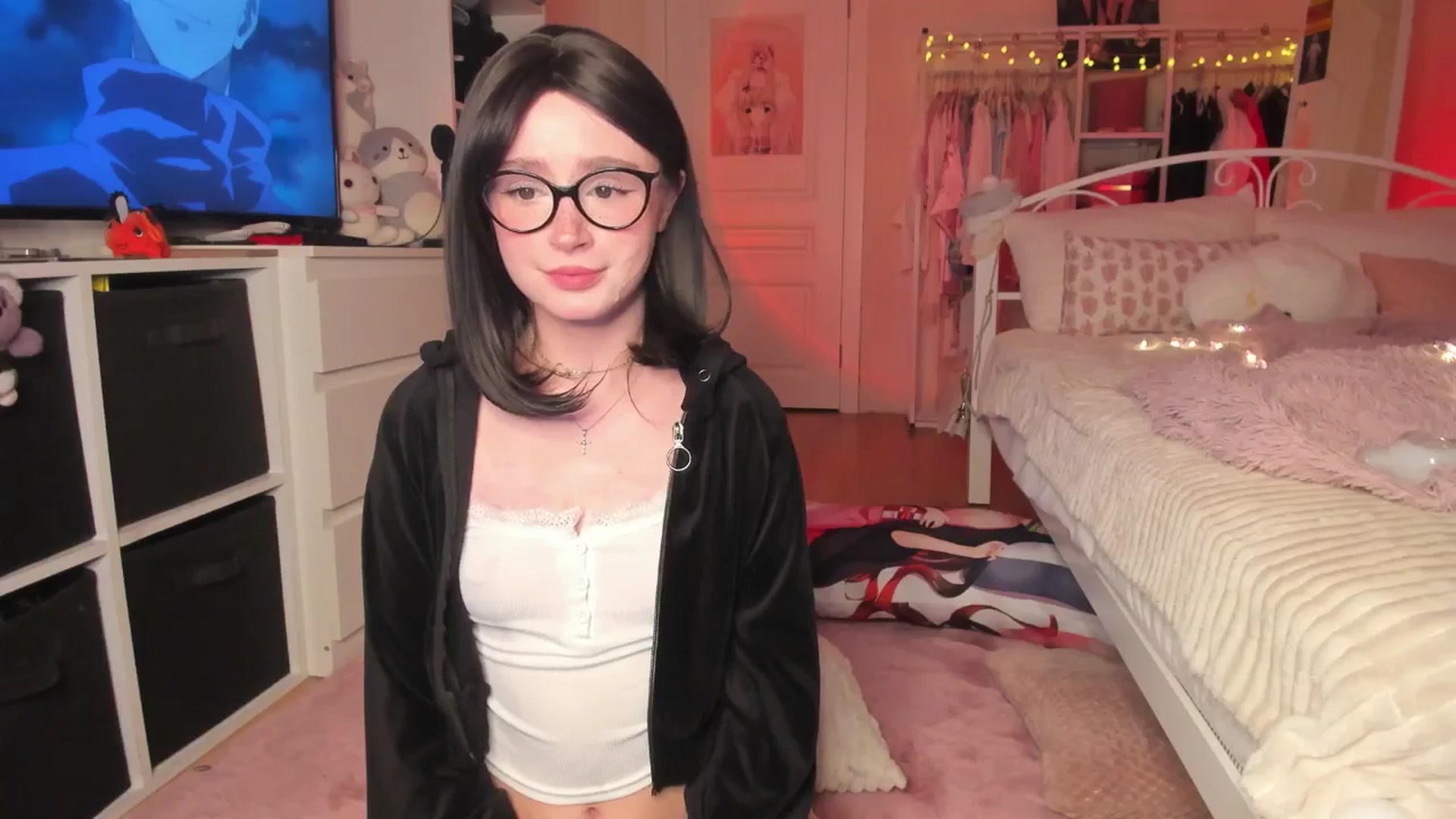 Gallery image thumbnail from AliceXsweeT's myfreecams stream on, 03/23/2025, 17:43 image 2 of 20
