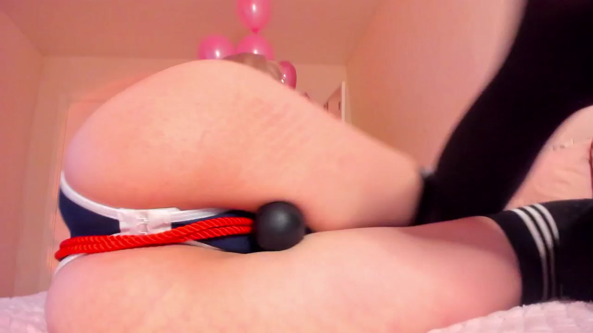 Gallery image thumbnail from AliceXsweeT's myfreecams stream on, 05/10/2025, 16:17 image 18 of 20