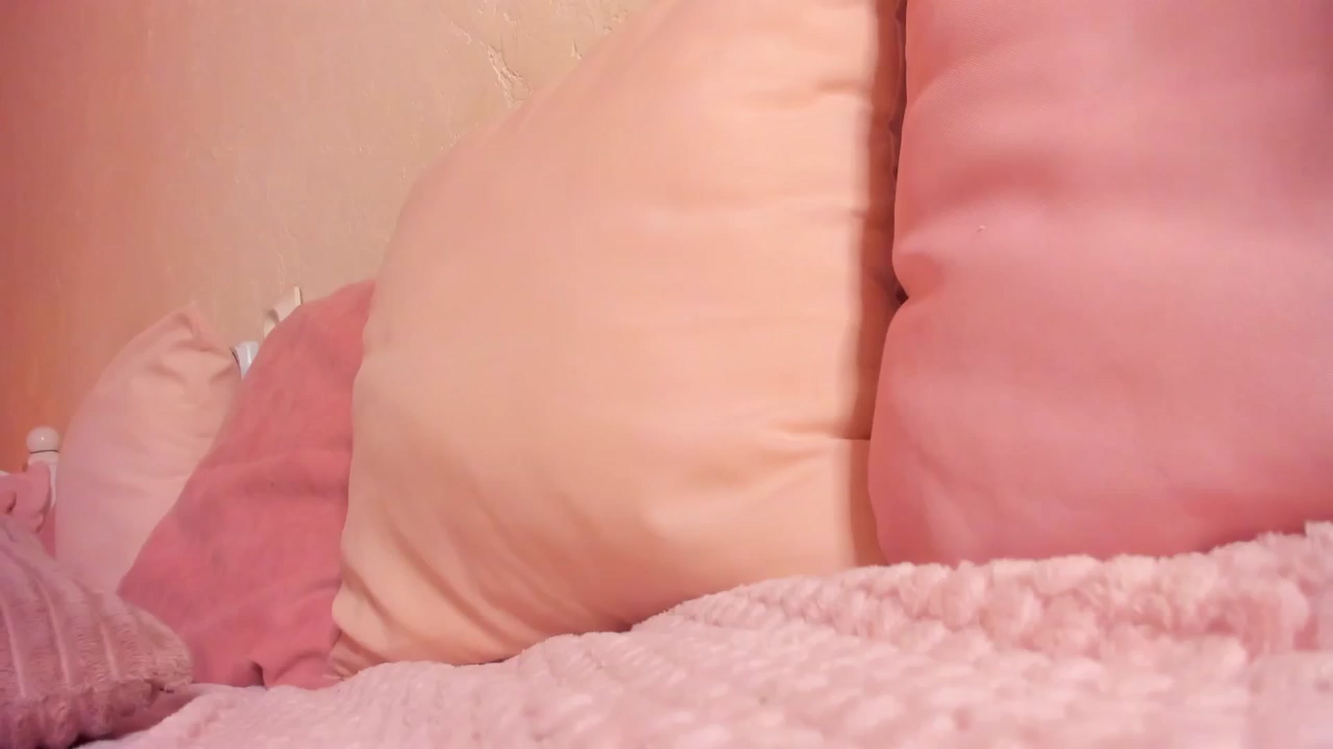 Gallery image thumbnail from AliceXsweeT's myfreecams stream on, 05/18/2025, 17:36 image 20 of 20