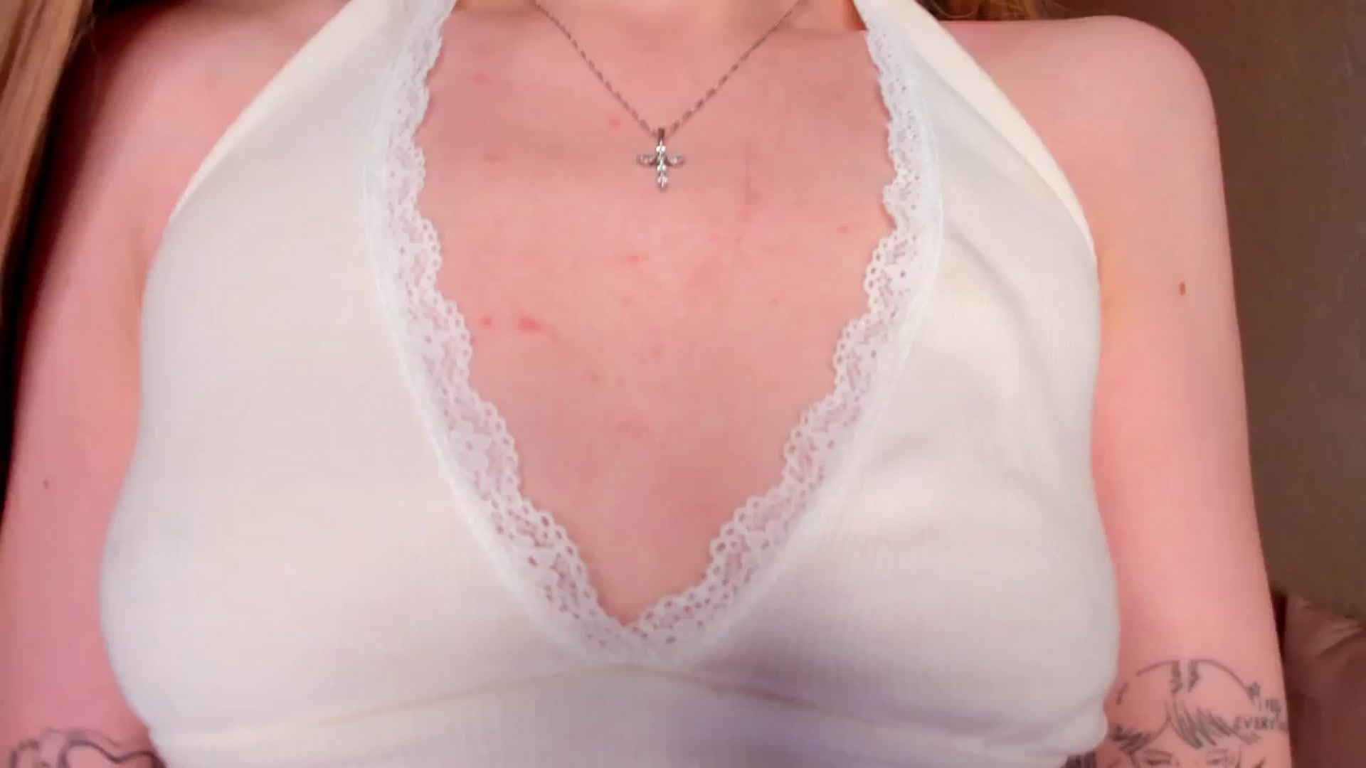 Gallery image thumbnail from AliceXsweeT's myfreecams stream on, 06/16/2025, 16:20 image 16 of 20