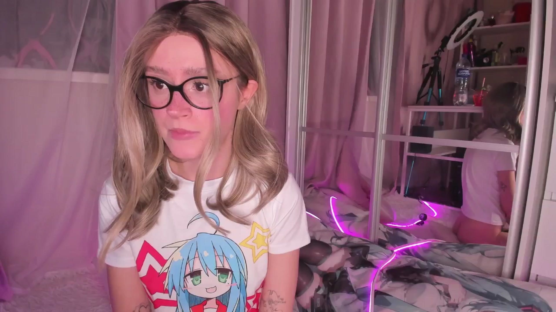 Gallery image thumbnail from AliceXsweeT's myfreecams stream on, 12/26/2025, 17:50 image 11 of 20