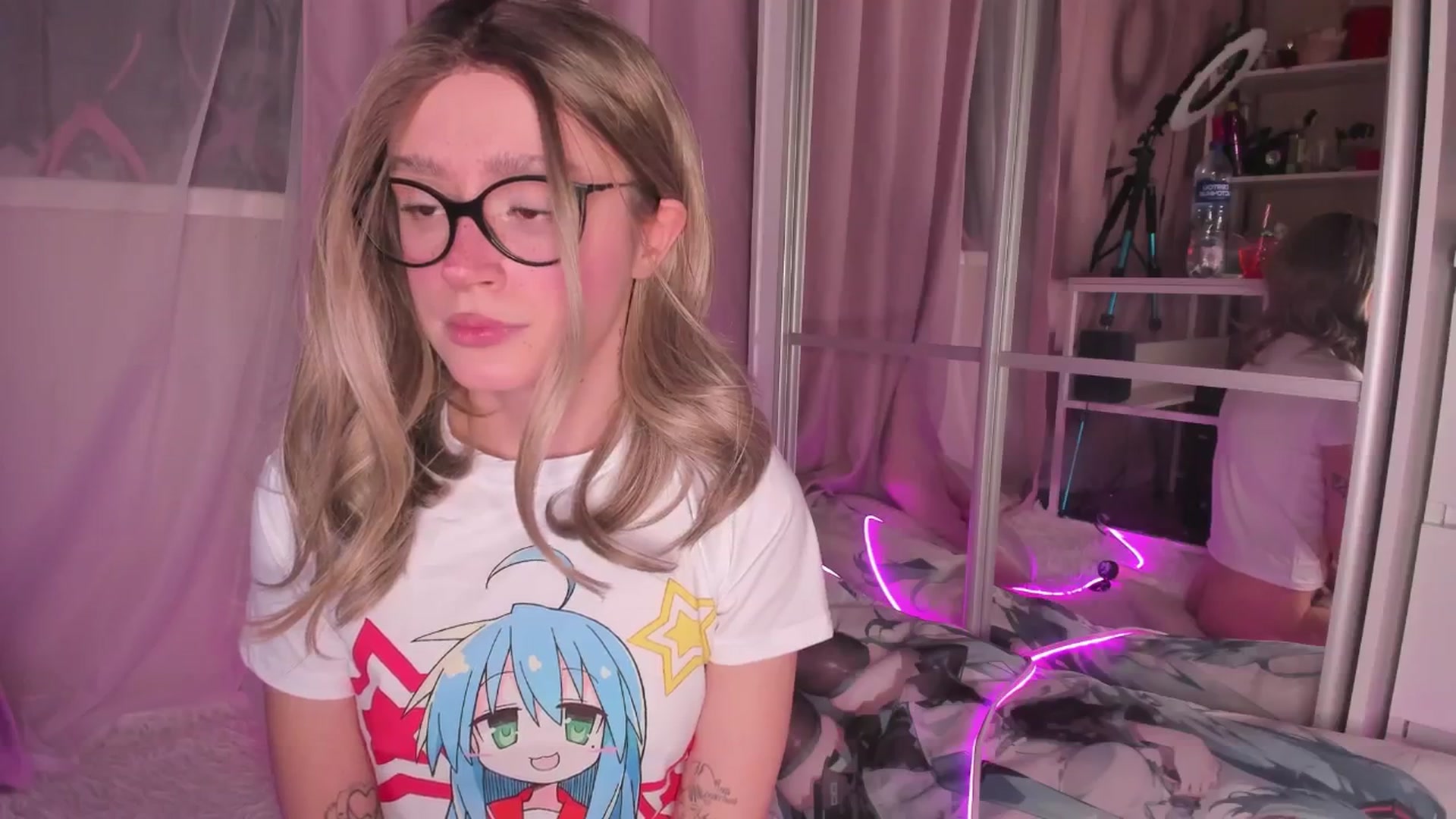 Gallery image thumbnail from AliceXsweeT's myfreecams stream on, 12/26/2025, 17:50 image 9 of 20