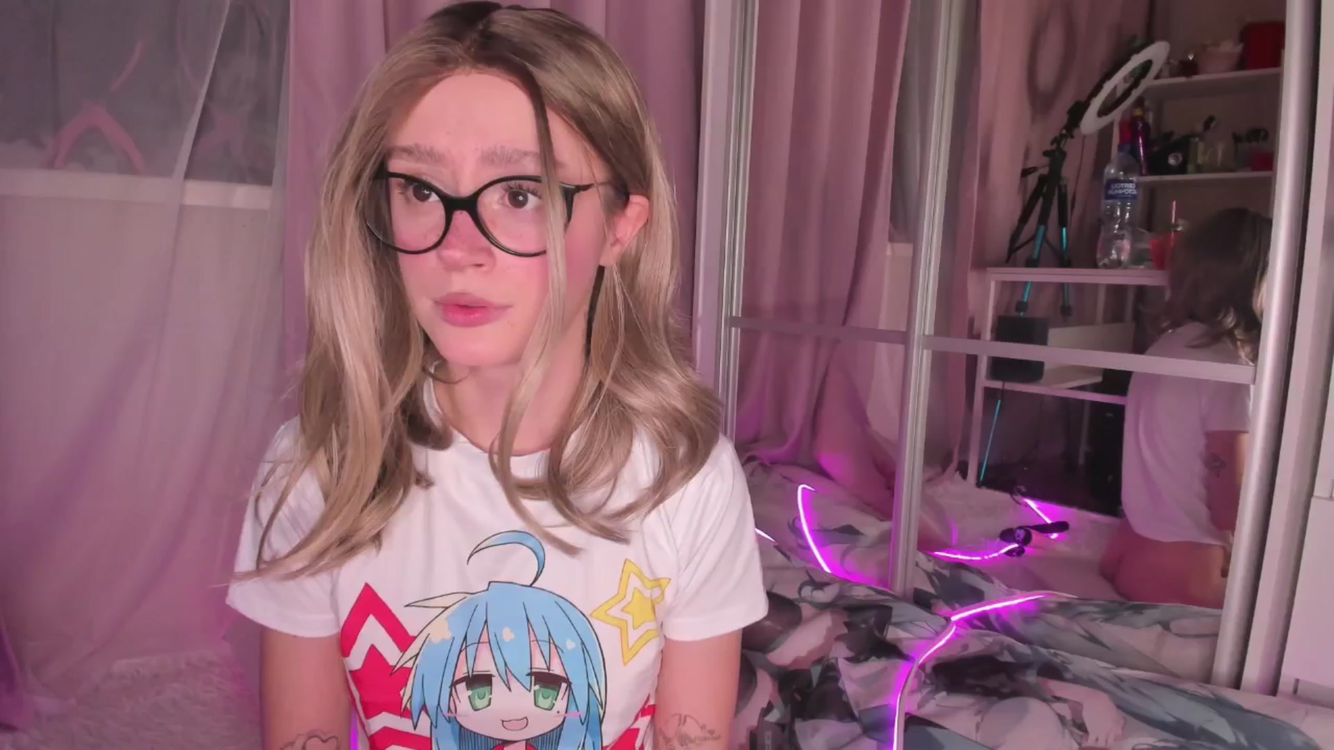 Gallery image thumbnail from AliceXsweeT's myfreecams stream on, 12/26/2025, 17:50 image 1 of 20