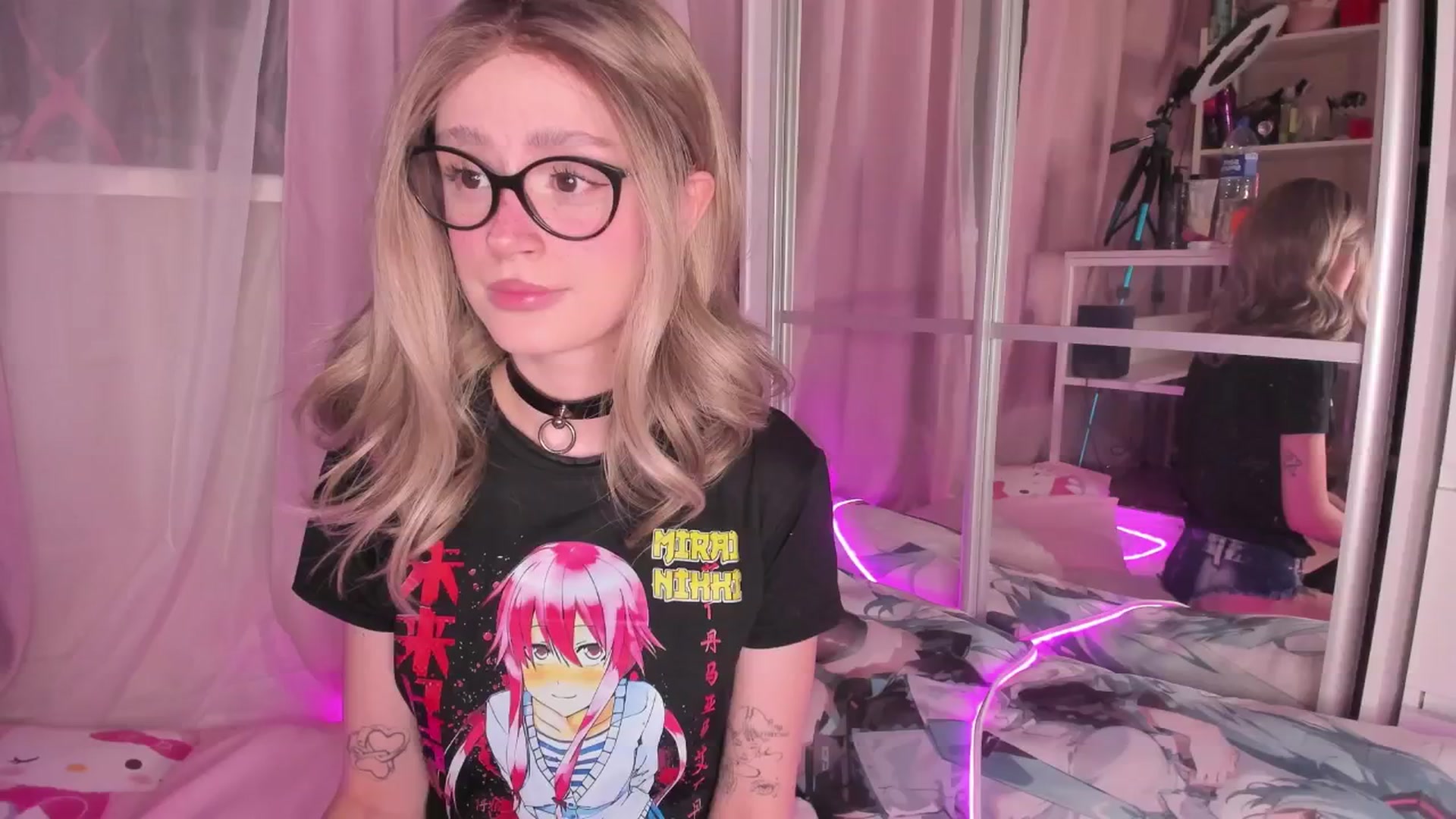 Gallery image thumbnail from AliceXsweeT's myfreecams stream on, 12/28/2025, 15:55 image 6 of 20