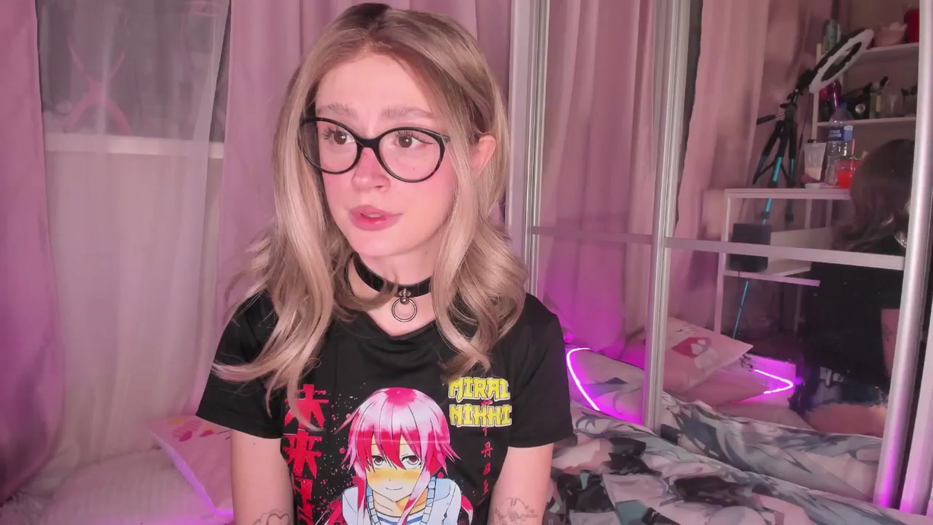 Gallery image thumbnail from AliceXsweeT's myfreecams stream on, 12/28/2025, 17:40 image 14 of 20