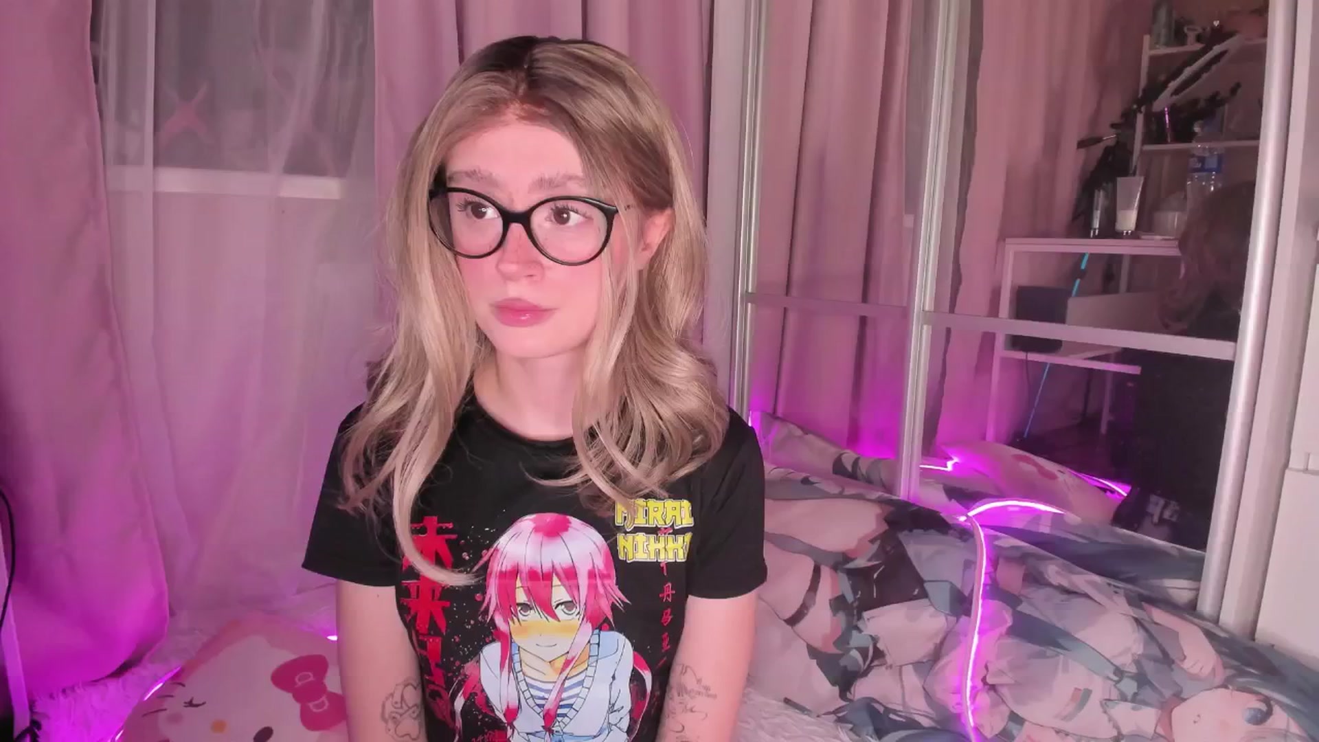 Gallery image thumbnail from AliceXsweeT's myfreecams stream on, 01/02/2026, 15:44 image 3 of 20