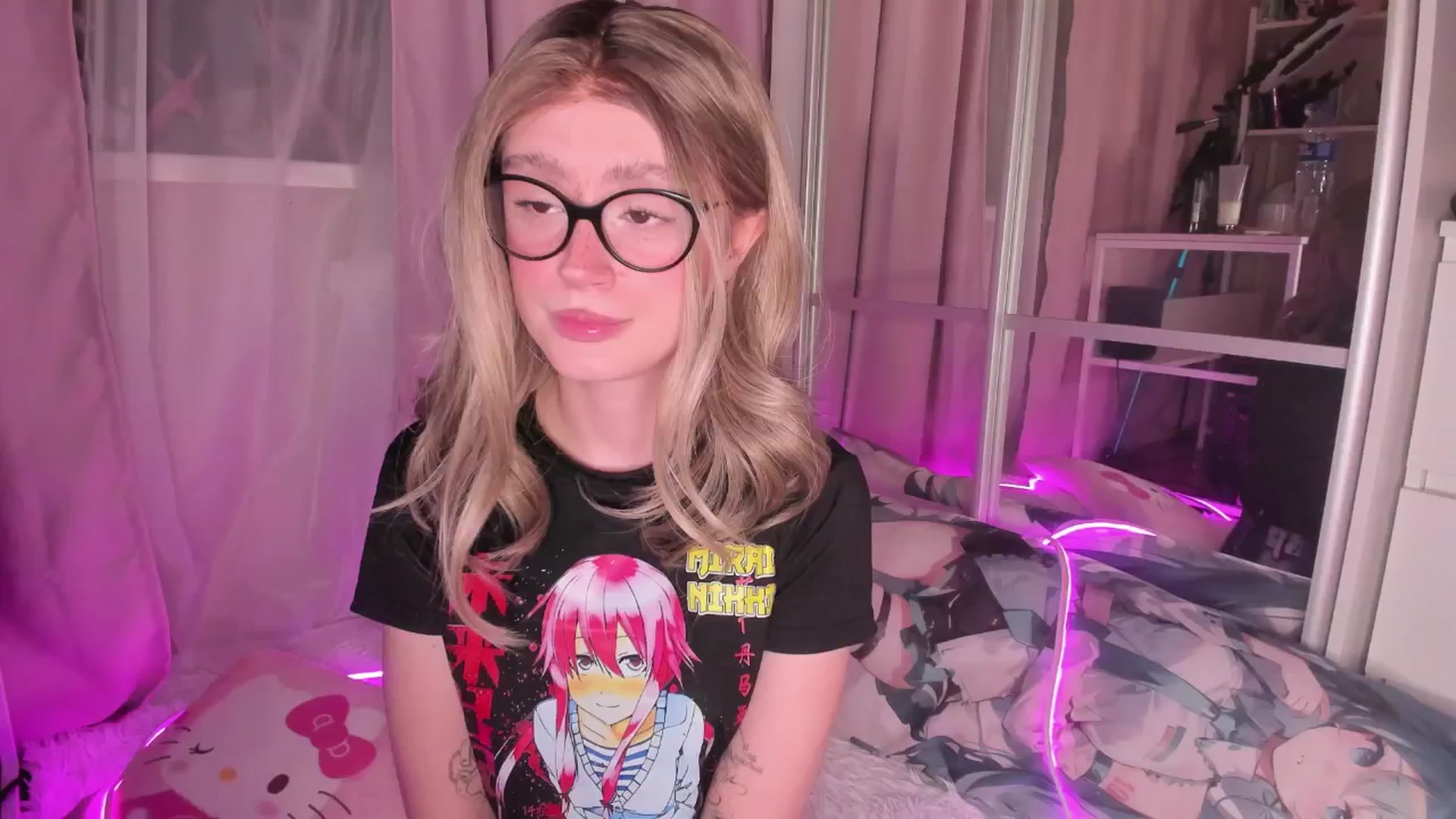 Gallery image thumbnail from AliceXsweeT's myfreecams stream on, 01/02/2026, 15:44 image 10 of 20