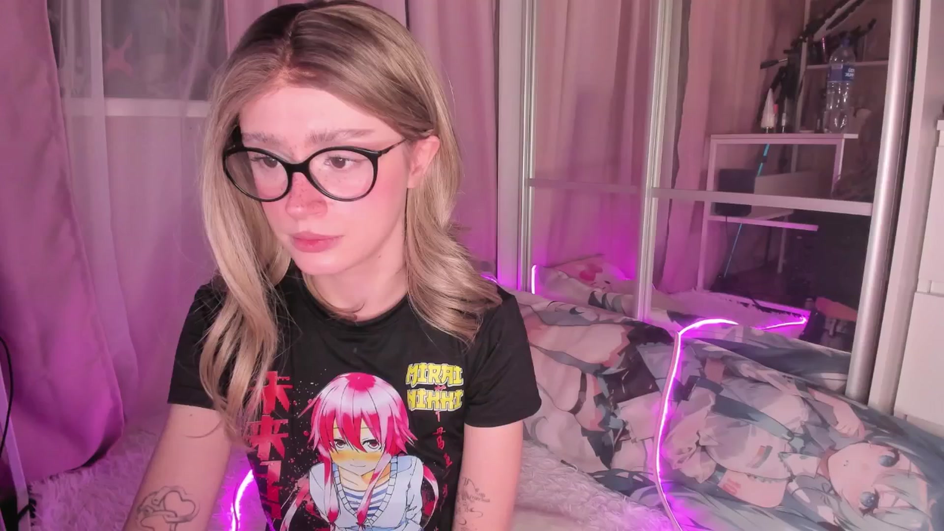 Gallery image thumbnail from AliceXsweeT's myfreecams stream on, 01/02/2026, 18:58 image 10 of 20