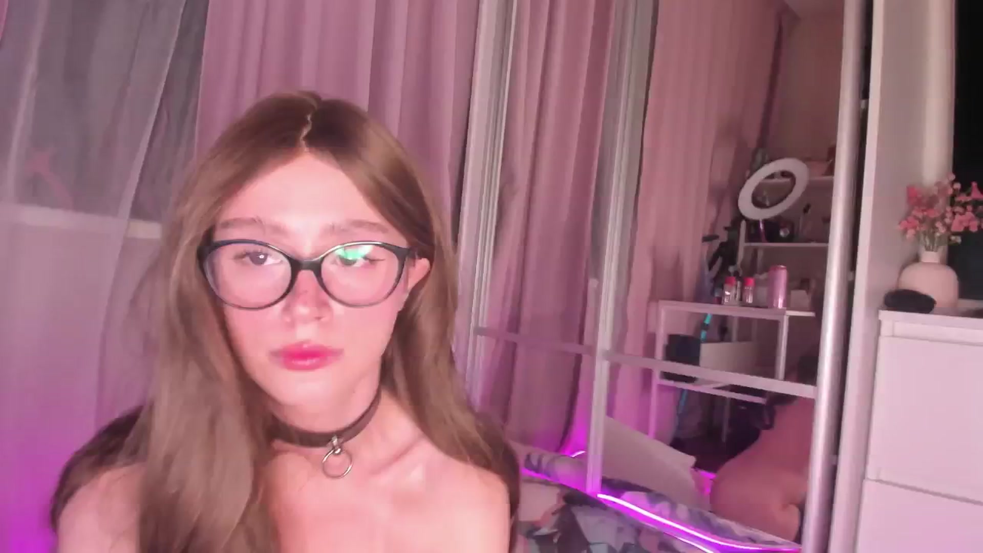 Gallery image thumbnail from AliceXsweeT's myfreecams stream on, 01/08/2026, 18:02 image 17 of 20