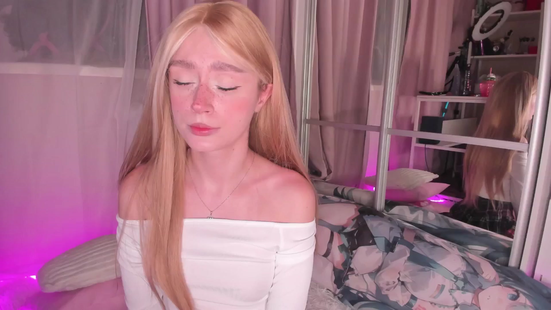 Gallery image thumbnail from AliceXsweeT's myfreecams stream on, 01/14/2026, 16:14 image 20 of 20