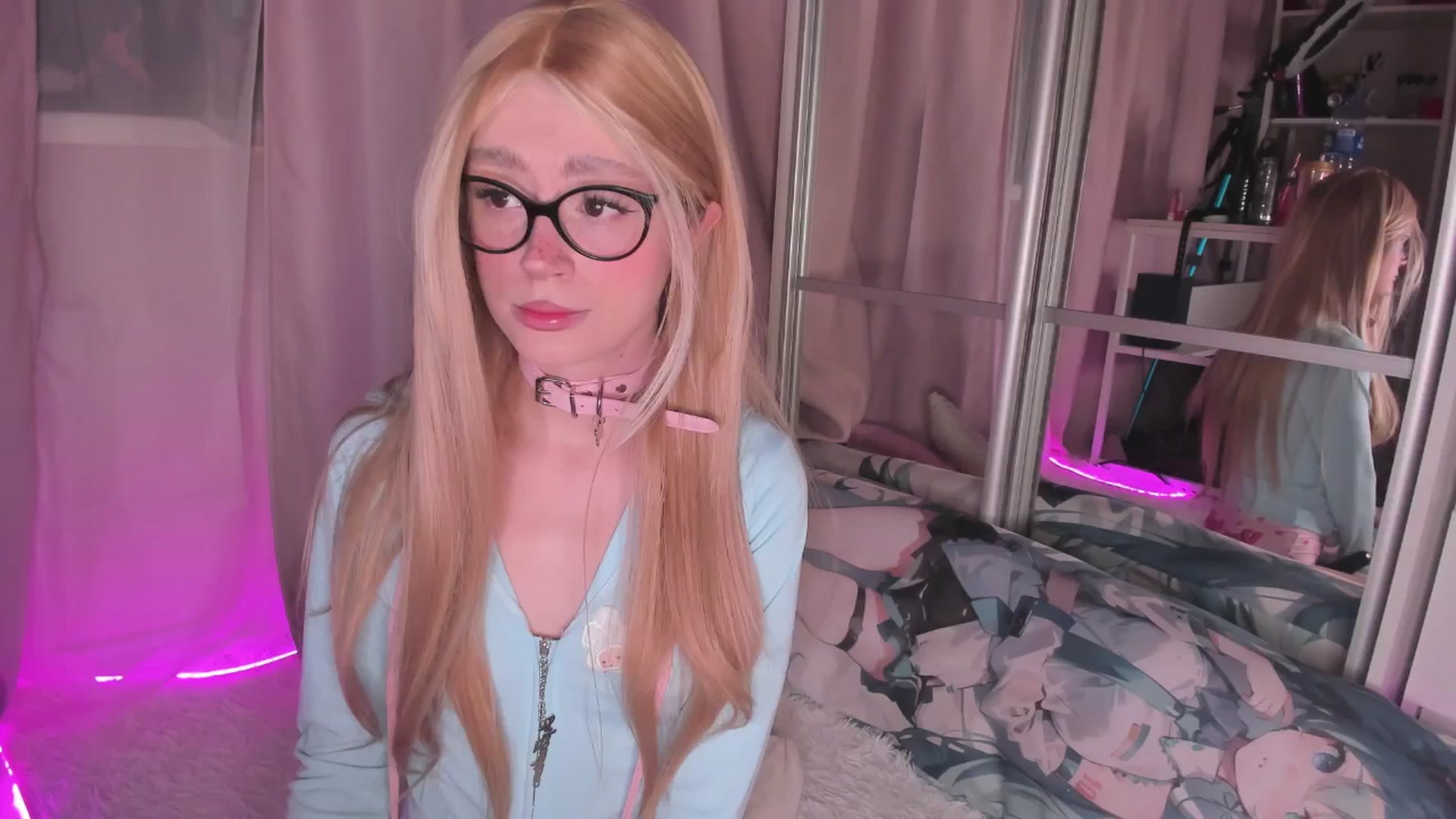 Gallery image thumbnail from AliceXsweeT's myfreecams stream on, 01/18/2026, 18:31 image 1 of 20