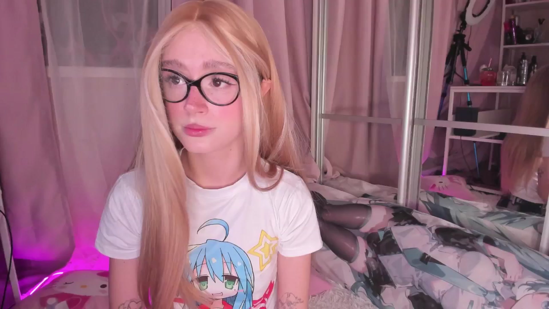 Gallery image thumbnail from AliceXsweeT's myfreecams stream on, 01/30/2026, 16:32 image 12 of 20