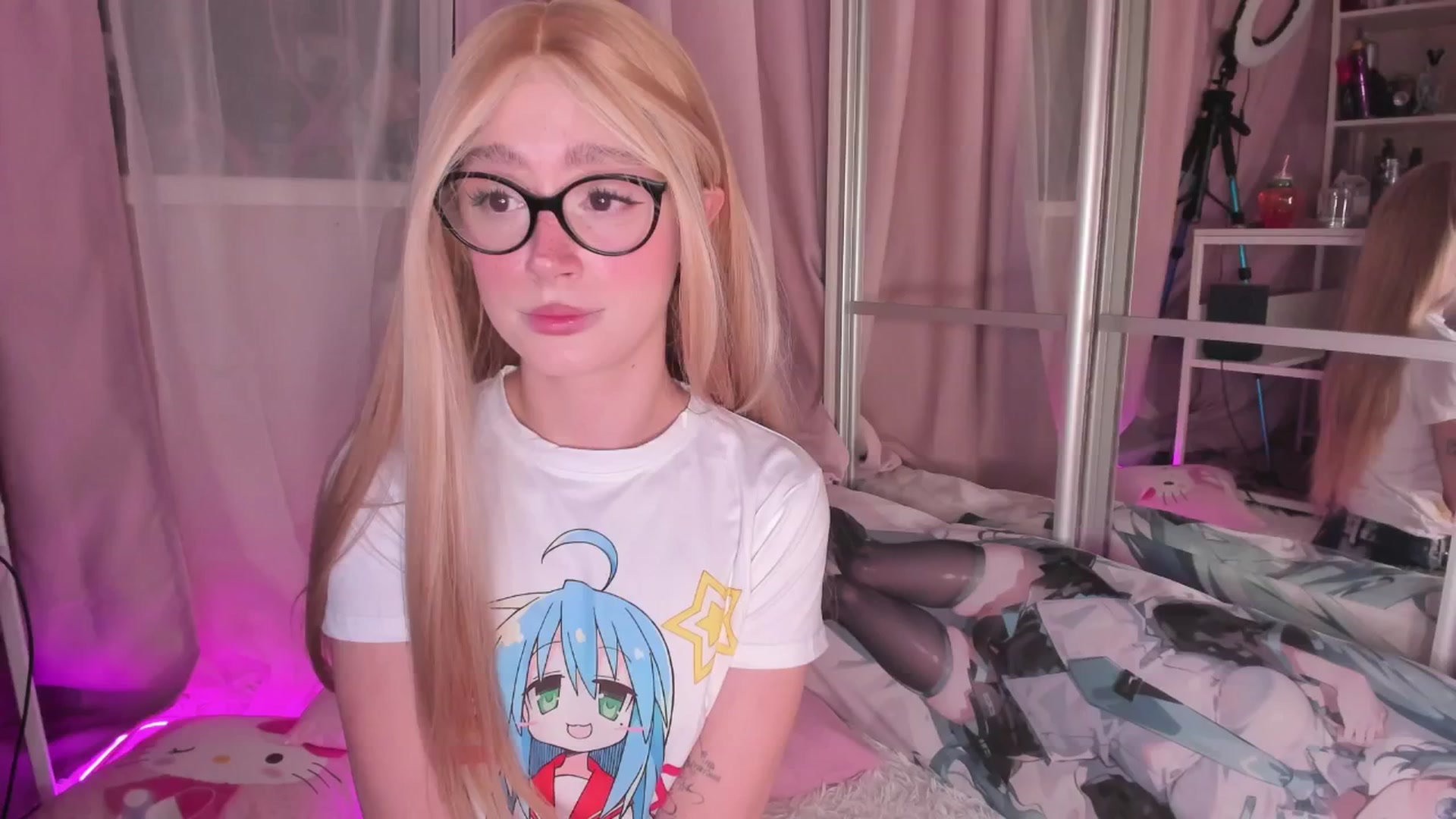 Gallery image thumbnail from AliceXsweeT's myfreecams stream on, 01/30/2026, 16:32 image 1 of 20