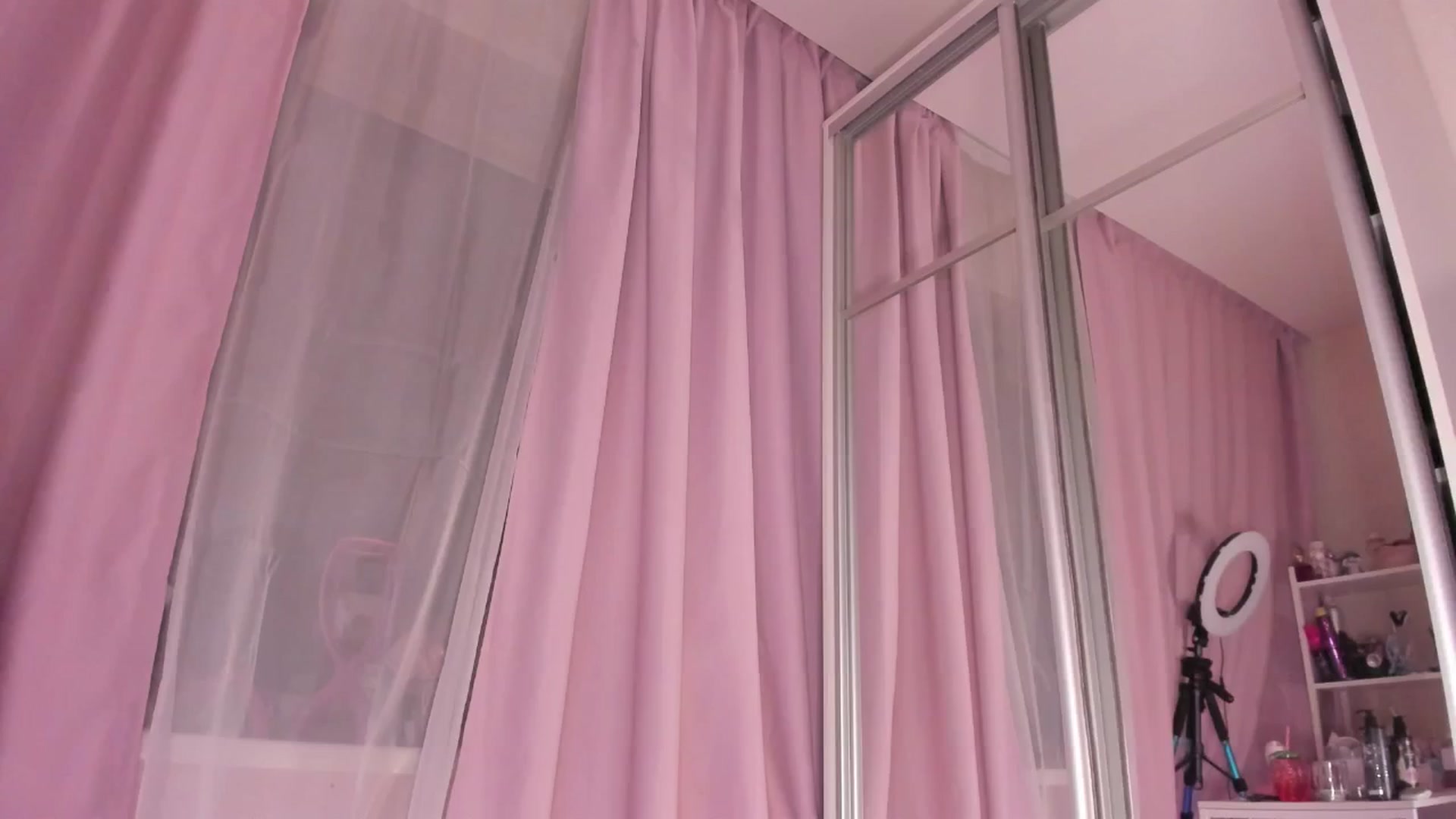 Gallery image thumbnail from AliceXsweeT's myfreecams stream on, 01/30/2026, 17:05 image 3 of 20