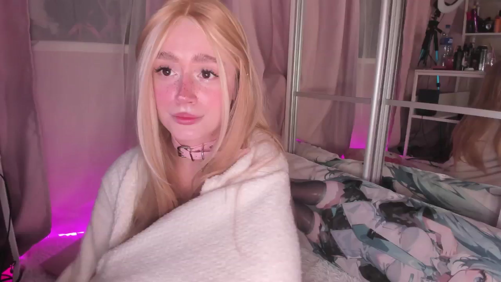 Gallery image thumbnail from AliceXsweeT's myfreecams stream on, 02/04/2026, 18:21 image 16 of 20