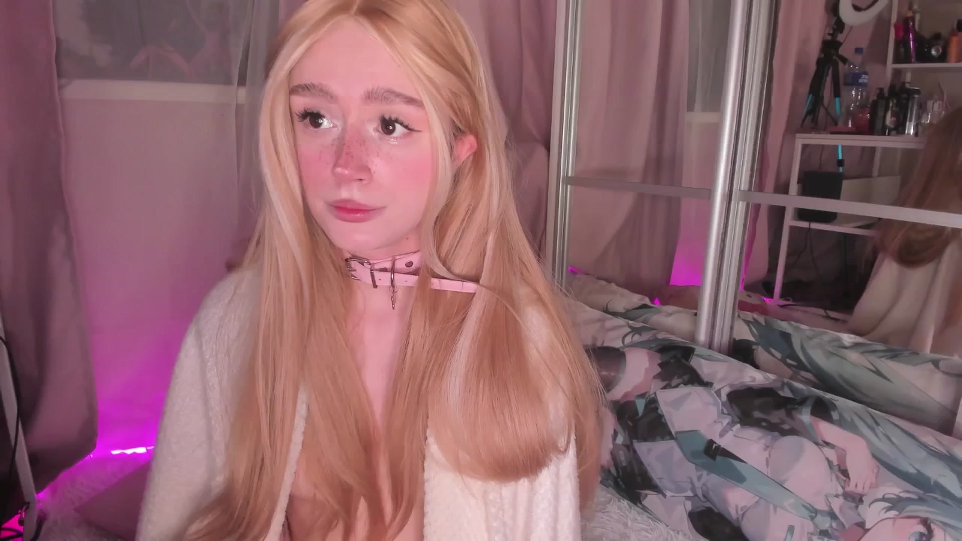 Gallery image thumbnail from AliceXsweeT's myfreecams stream on, 02/04/2026, 18:21 image 10 of 20