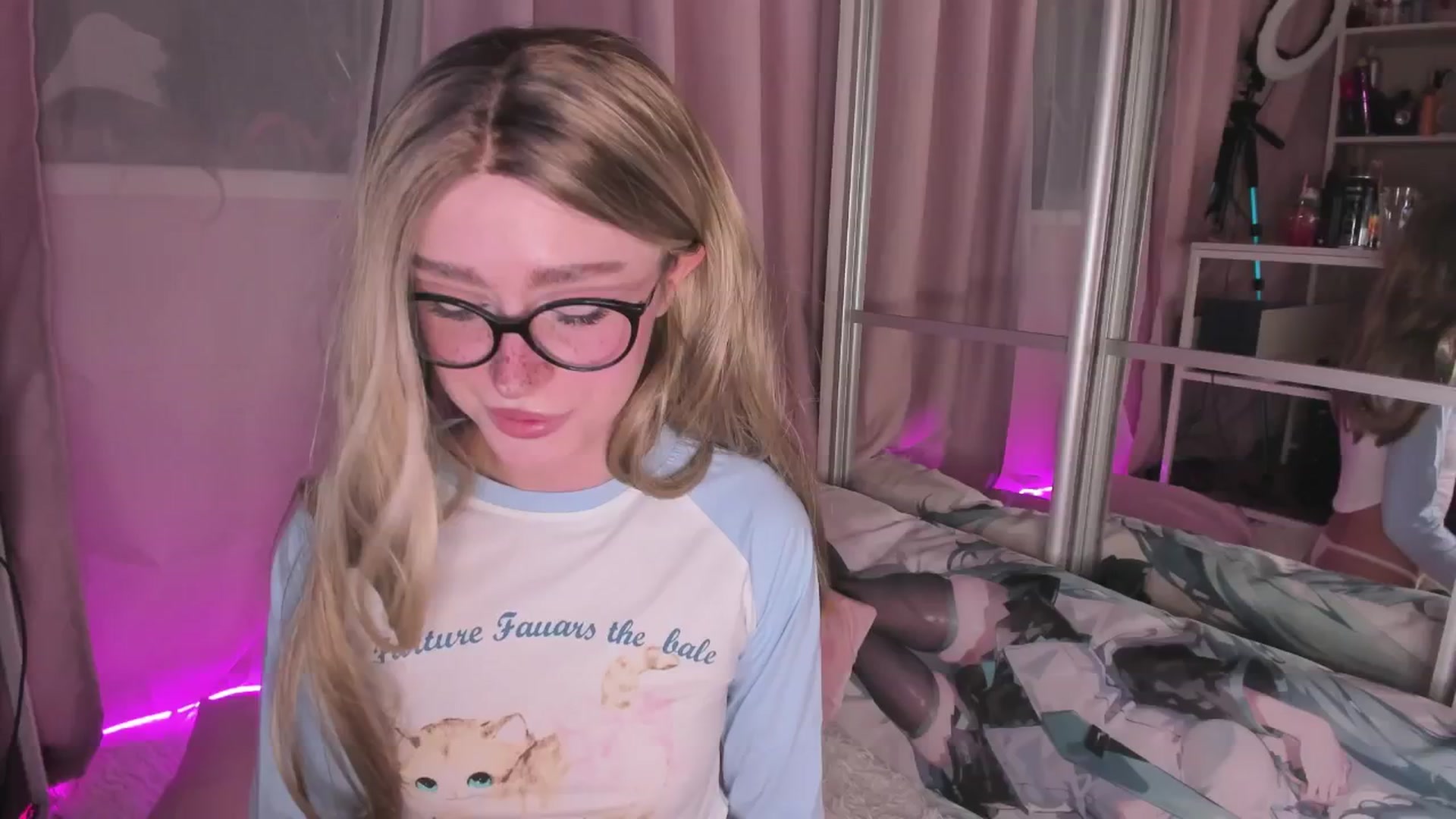 Gallery image thumbnail from AliceXsweeT's myfreecams stream on, 02/06/2026, 15:58 image 15 of 20