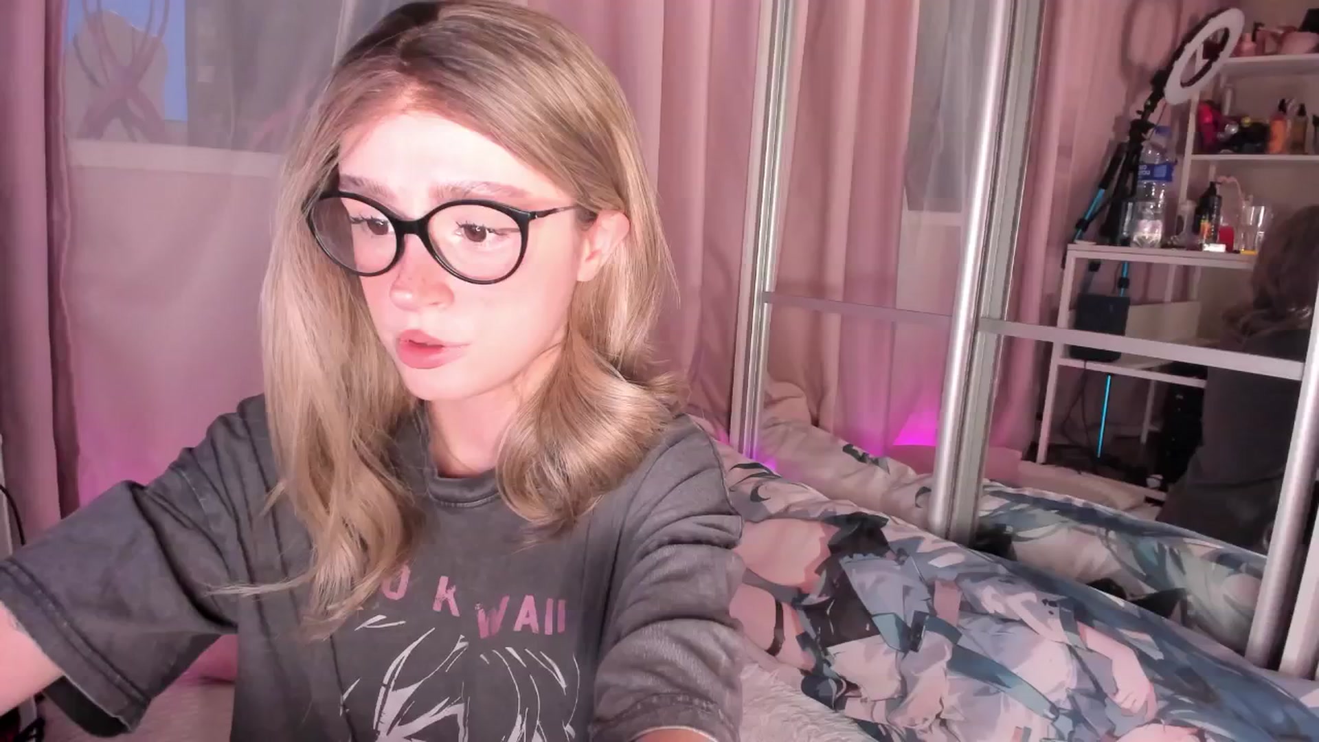 Gallery image thumbnail from AliceXsweeT's myfreecams stream on, 03/09/2026, 15:48 image 7 of 20