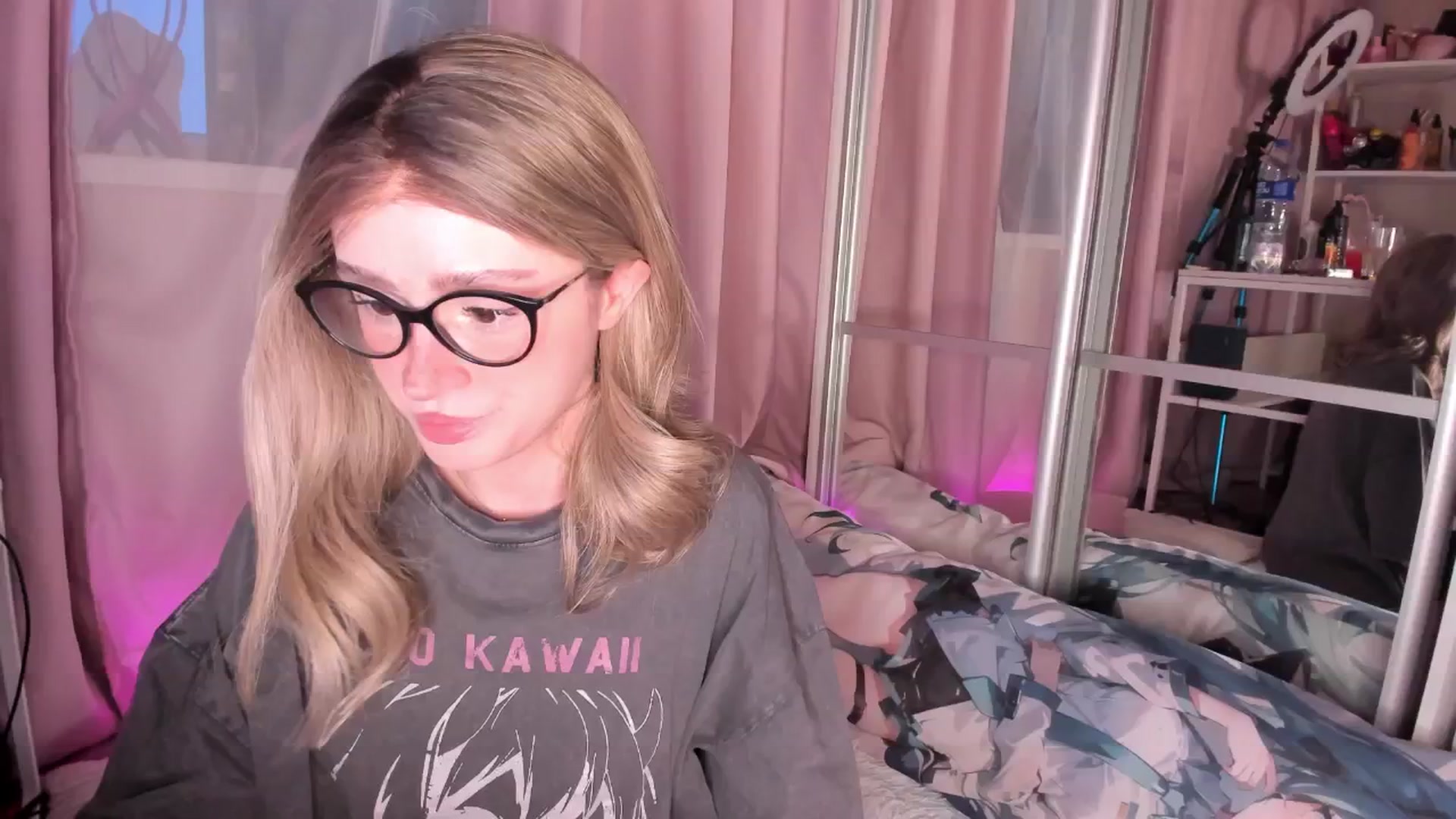 Gallery image thumbnail from AliceXsweeT's myfreecams stream on, 03/09/2026, 15:48 image 2 of 20