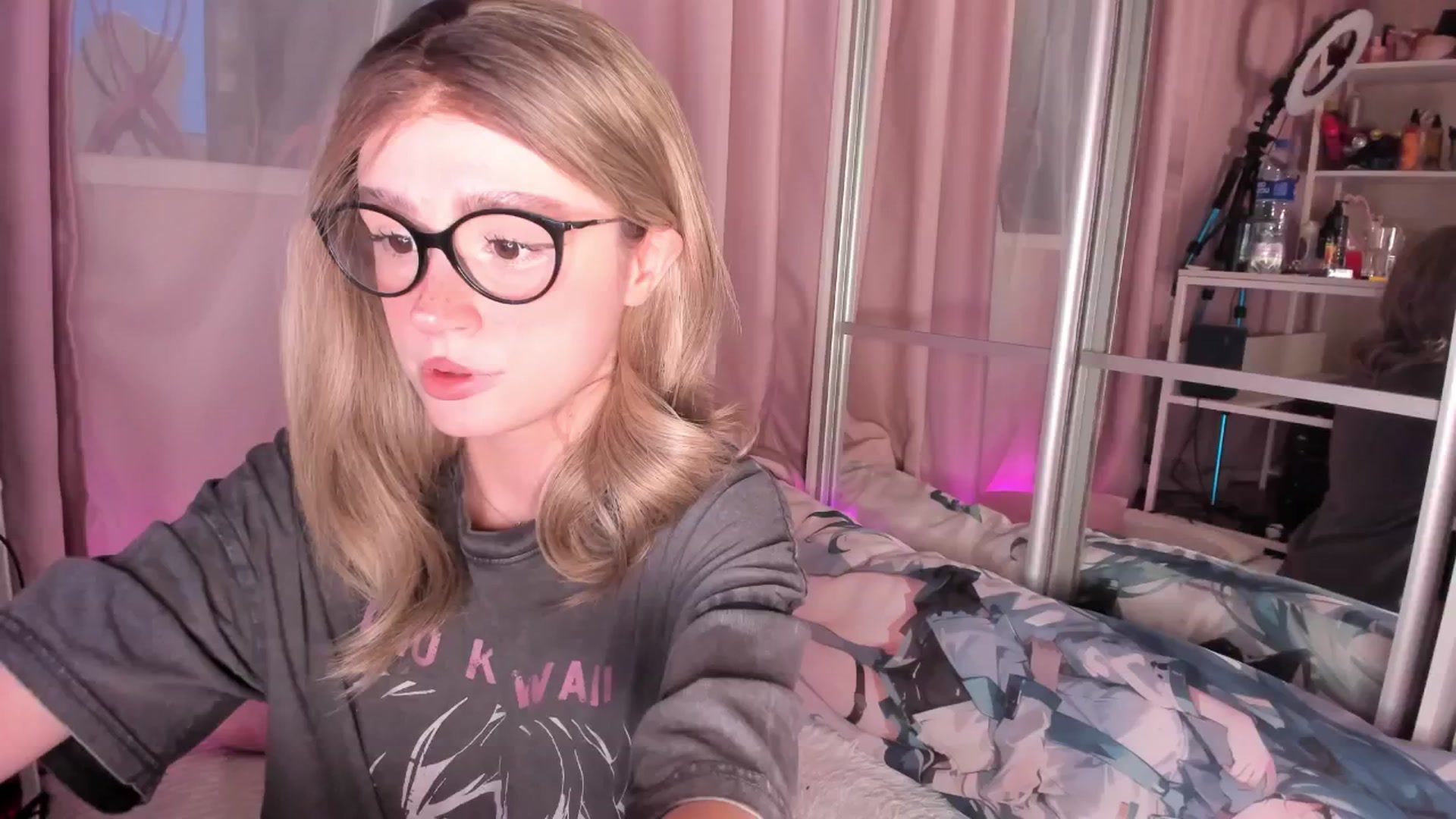 Gallery image thumbnail from AliceXsweeT's myfreecams stream on, 03/09/2026, 15:48 image 8 of 20