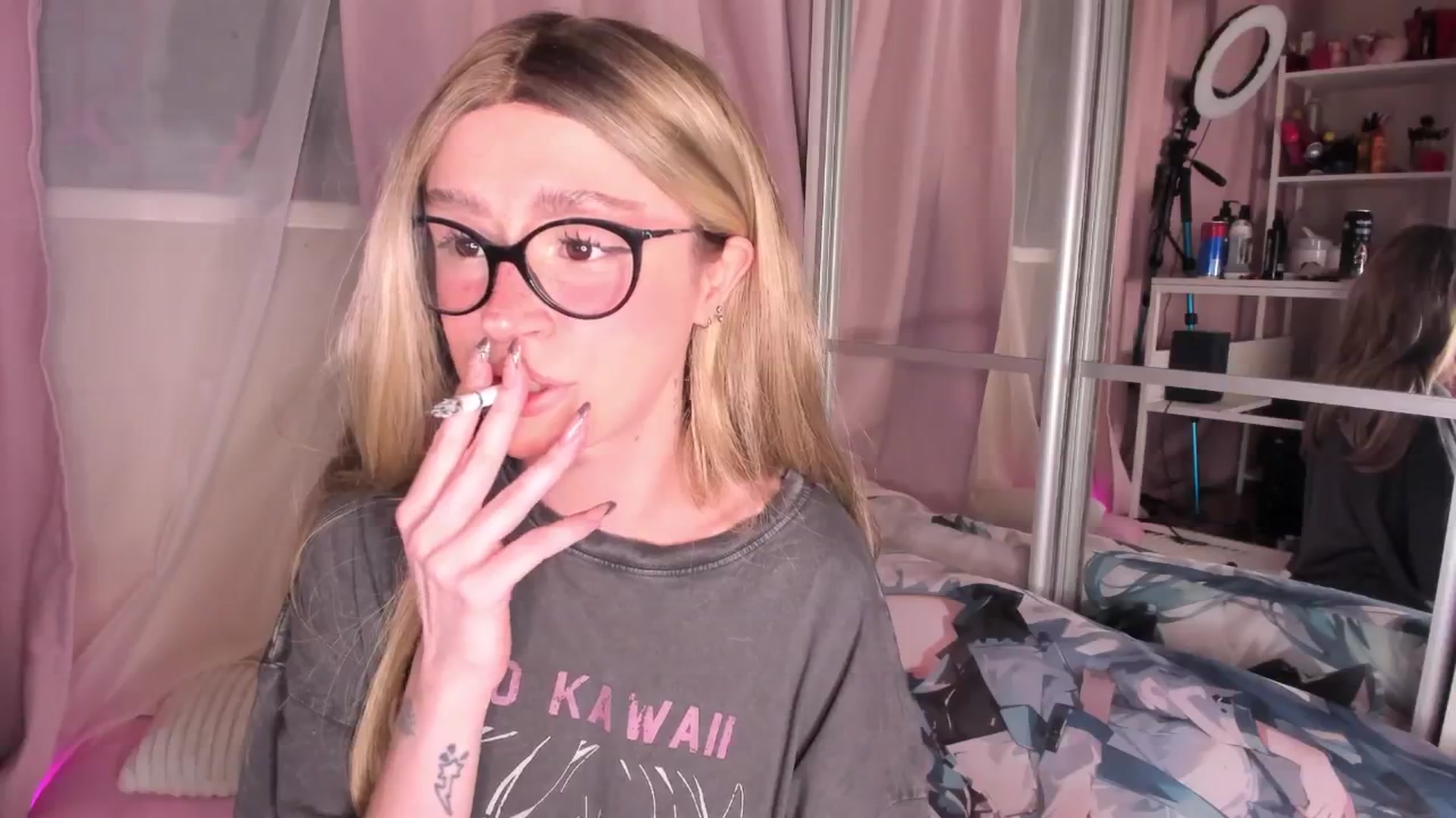 Gallery image thumbnail from AliceXsweeT's myfreecams stream on, 03/25/2026, 17:52 image 17 of 20