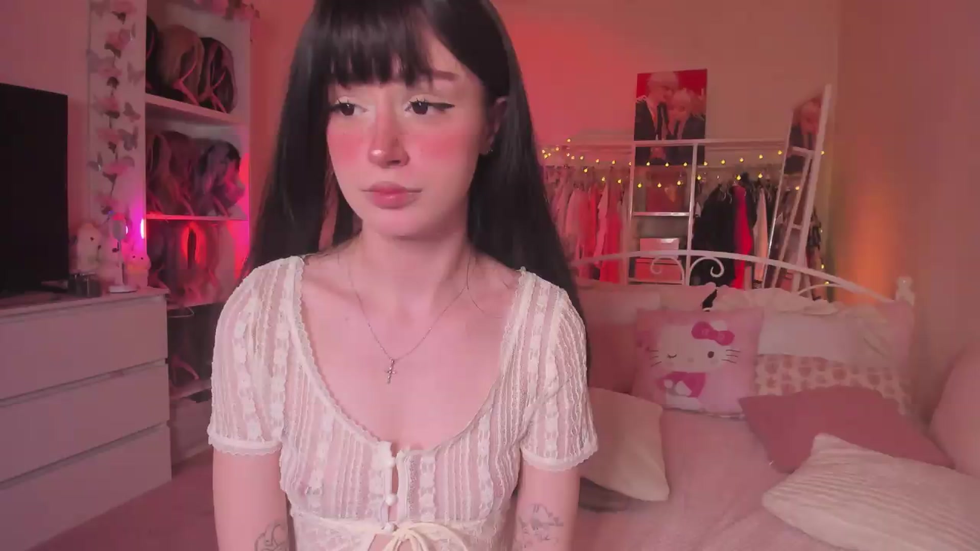 Gallery image thumbnail from AliceXsweeT's myfreecams stream on, 06/11/2026, 17:33 image 11 of 20