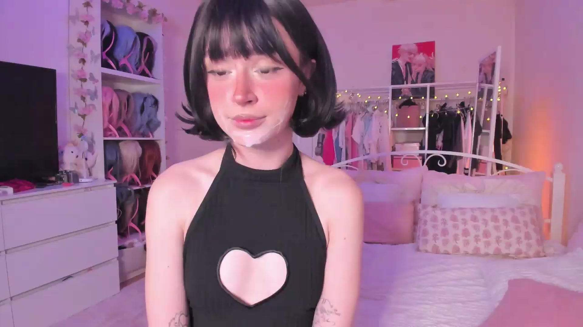 Gallery image thumbnail from AliceXsweeT's myfreecams stream on, 07/31/2026, 17:22 image 9 of 20