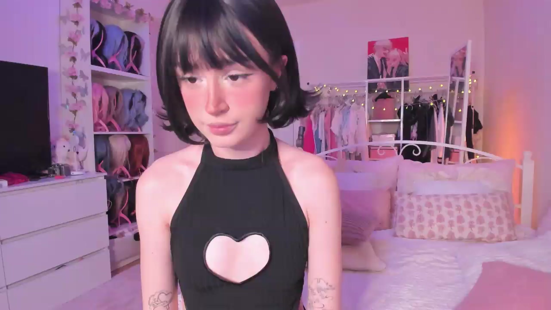 Gallery image thumbnail from AliceXsweeT's myfreecams stream on, 07/31/2026, 17:22 image 2 of 20