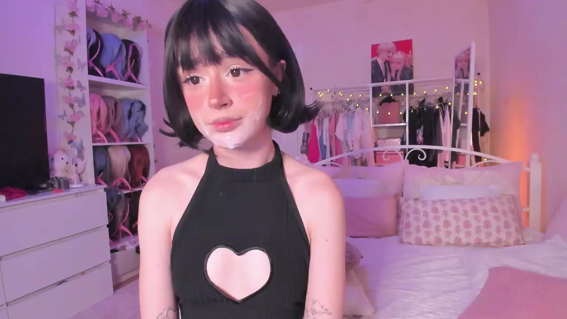 Gallery image thumbnail from AliceXsweeT's myfreecams stream on, 07/31/2026, 17:22 image 6 of 20