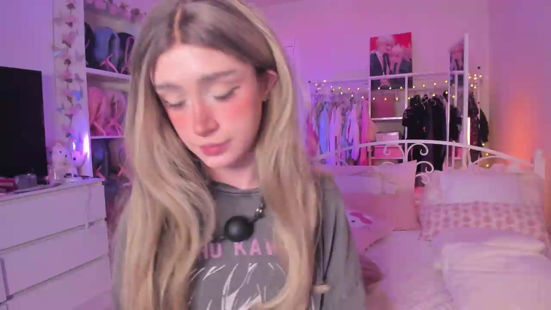 Gallery image thumbnail from AliceXsweeT's myfreecams stream on, 08/27/2026, 17:58 image 20 of 20