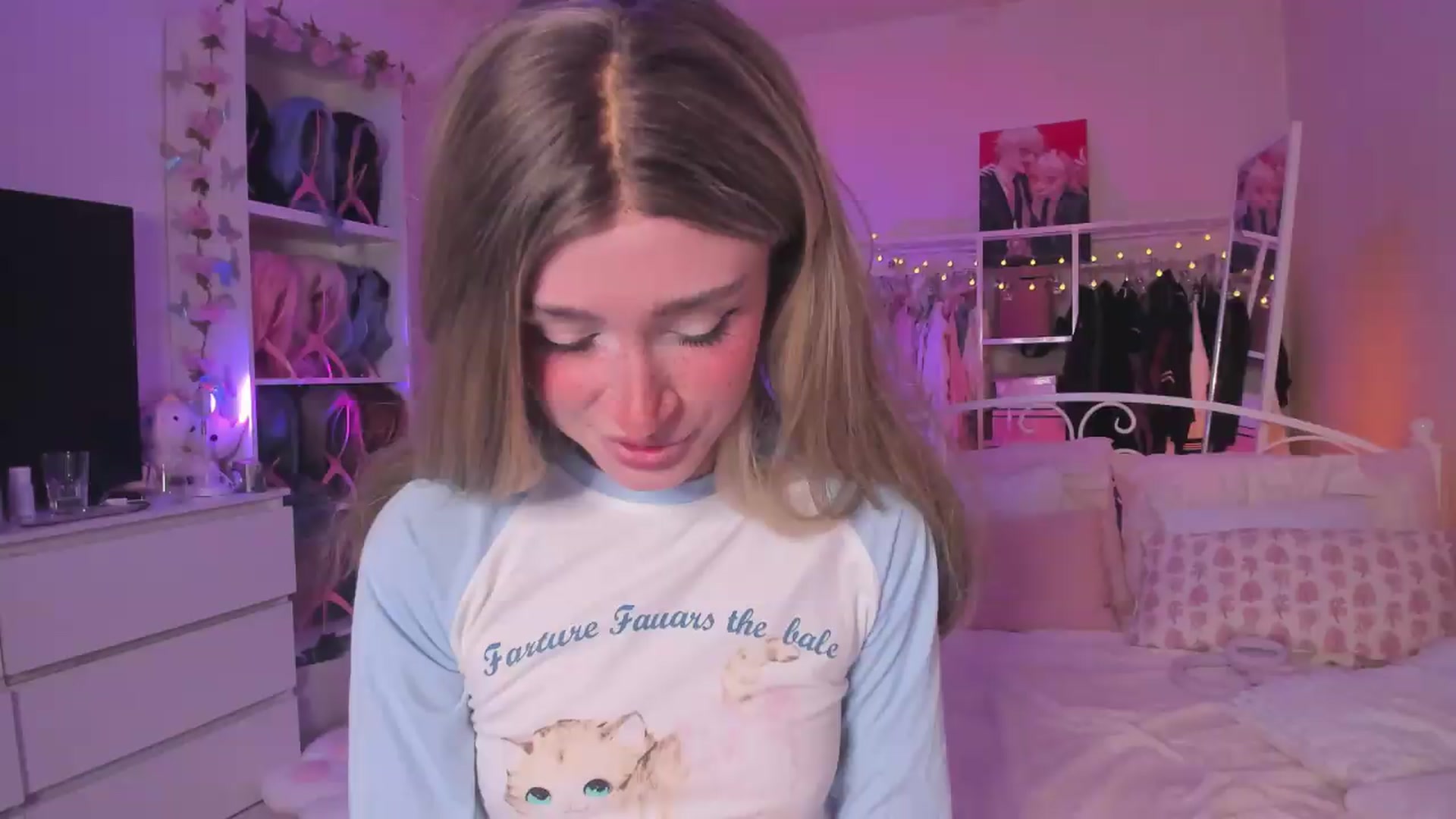 Gallery image thumbnail from AliceXsweeT's myfreecams stream on, 09/10/2026, 17:23 image 17 of 20