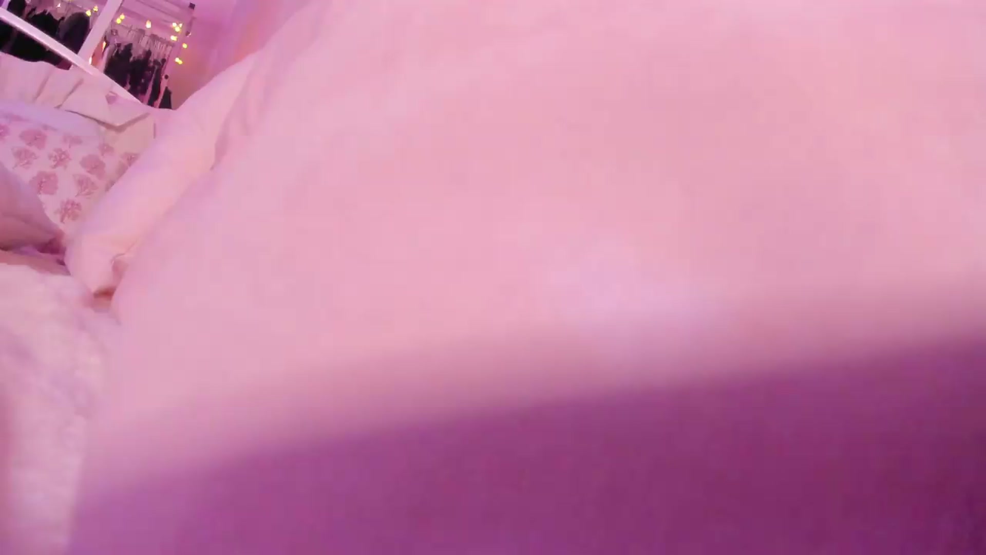 Gallery image thumbnail from AliceXsweeT's myfreecams stream on, 09/12/2026, 18:03 image 2 of 20