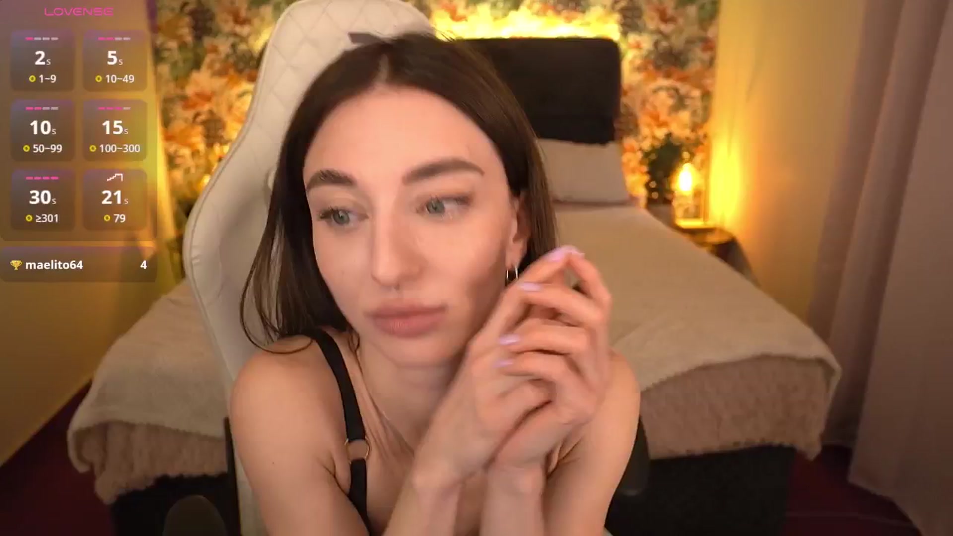 Gallery image thumbnail from Alice_Arwen_'s myfreecams stream on, 12/15/2024, 12:07 image 7 of 20