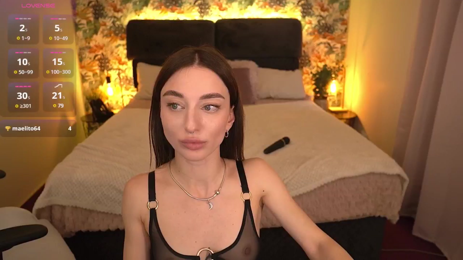 Gallery image thumbnail from Alice_Arwen_'s myfreecams stream on, 12/15/2024, 12:07 image 4 of 20