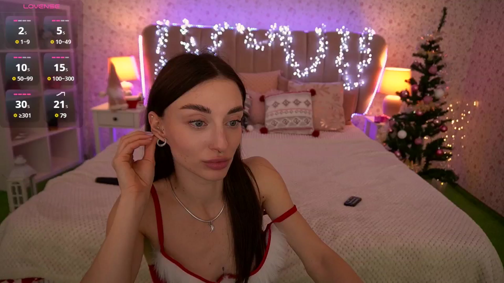 Gallery image thumbnail from Alice_Arwen_'s myfreecams stream on, 12/25/2024, 10:20 image 15 of 20