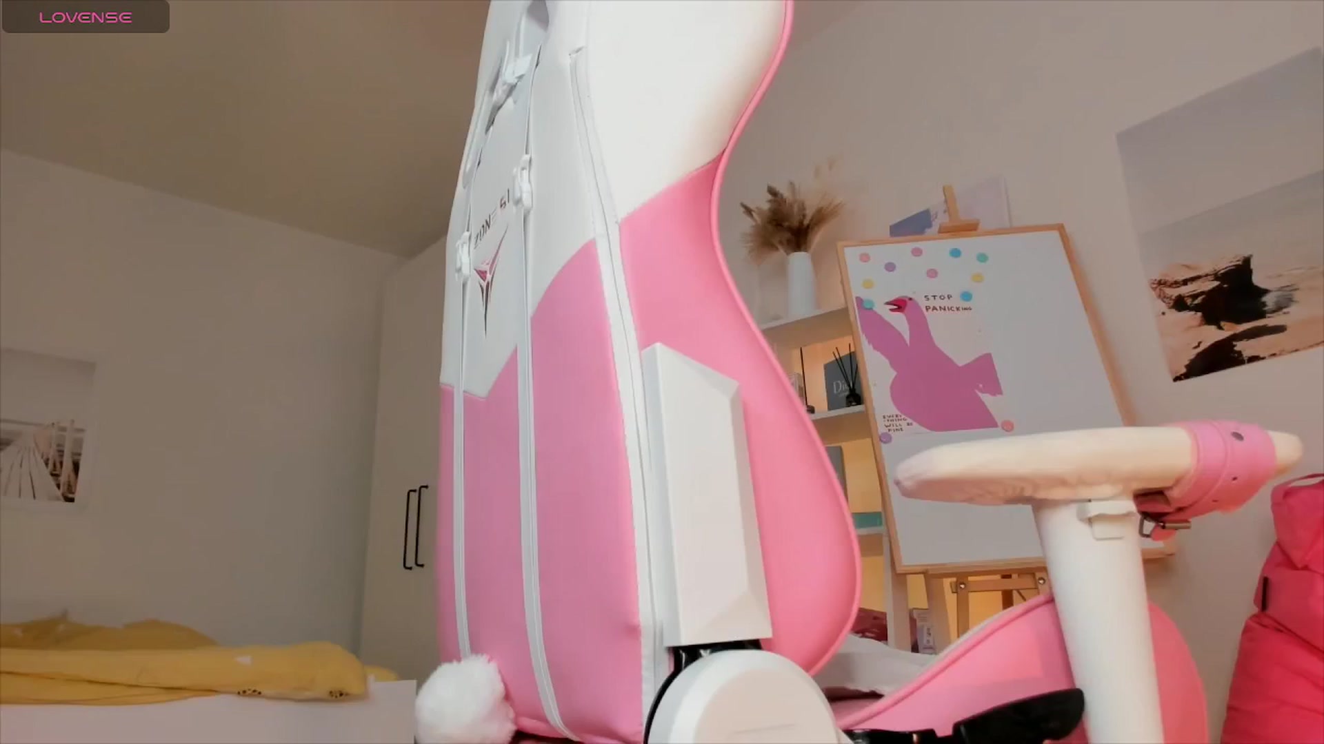 Gallery image thumbnail from Alice_Chery's myfreecams stream on, 06/02/2024, 10:42 image 5 of 20