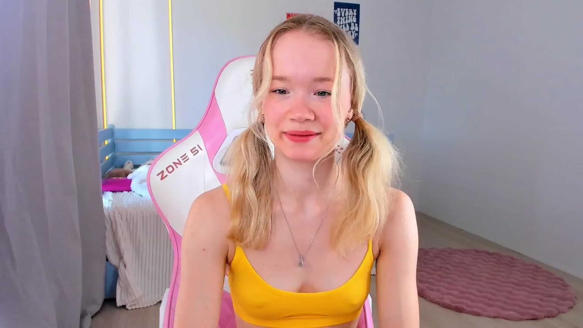 Gallery image thumbnail from Alice_Chery's myfreecams stream on, 07/24/2025, 08:48 image 1 of 20