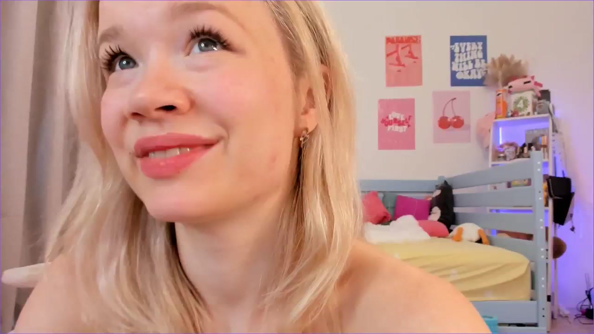 Gallery image thumbnail from Alice_Chery's myfreecams stream on, 11/26/2025, 09:23 image 4 of 20