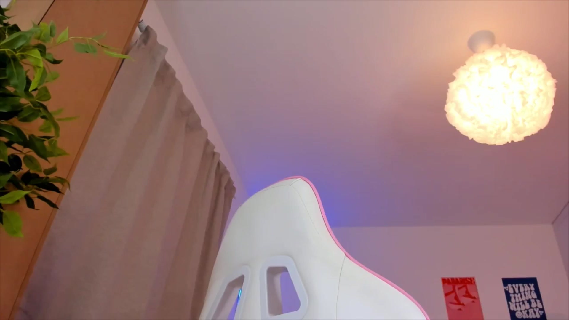 Gallery image thumbnail from Alice_Chery's myfreecams stream on, 12/19/2025, 09:14 image 16 of 20